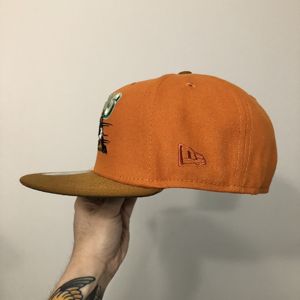 MyFitteds × New Era 🦬 7 1/8 MyFitteds Buffalo Bisons National Parks Two Tone Size ONE SIZE - 4 Thumbnail