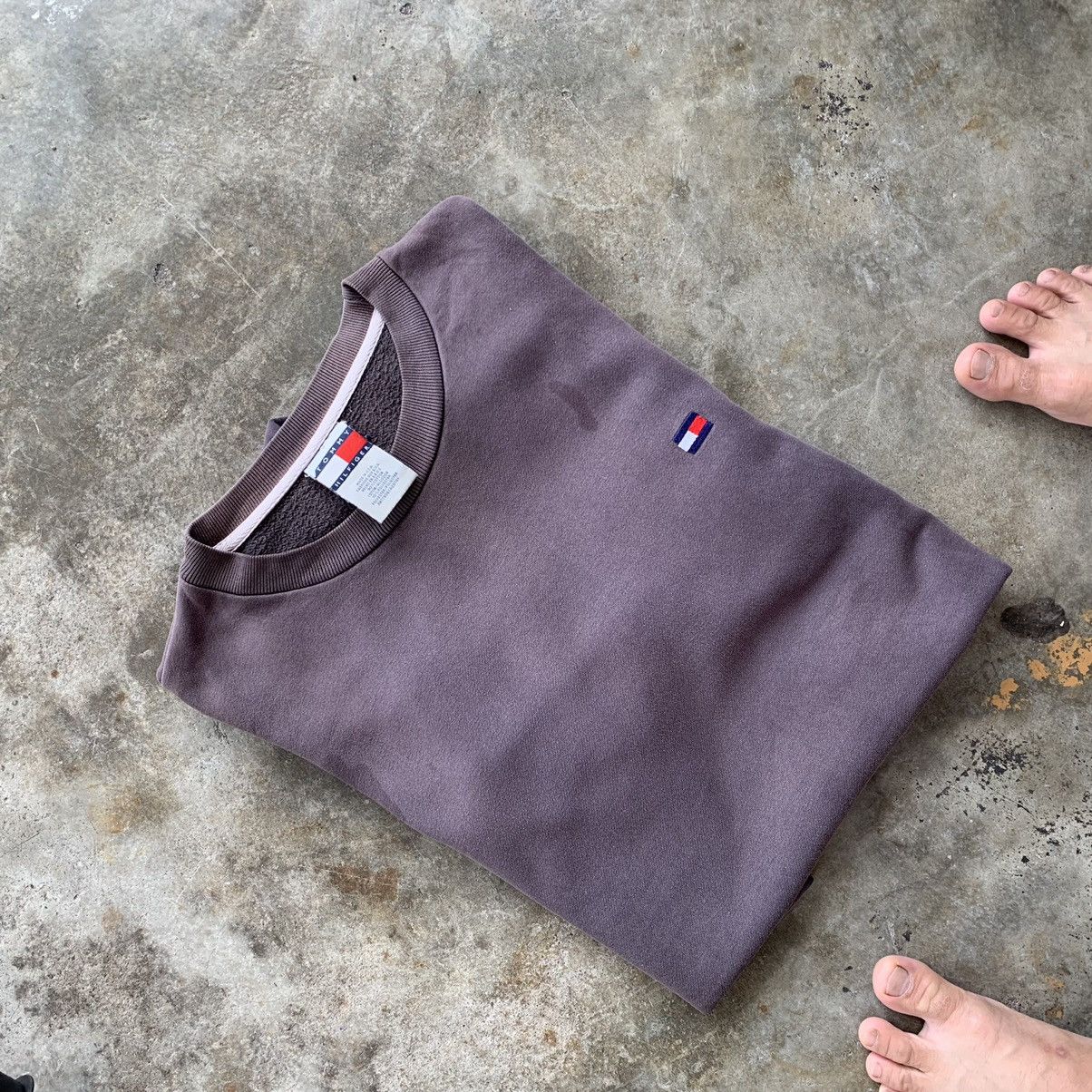 Tommy Hilfiger Tommy Hilfiger sweatshirt vintage 90s THRASHED Size US M / EU 48-50 / 2 - 9 Thumbnail