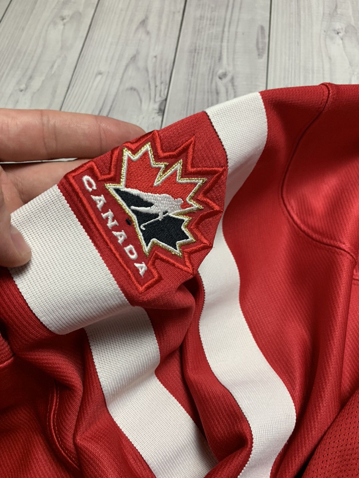NHL × Nike × Vintage Vintage Nike Canada jersey rare size XL Size US XL / EU 56 / 4 - 6 Thumbnail