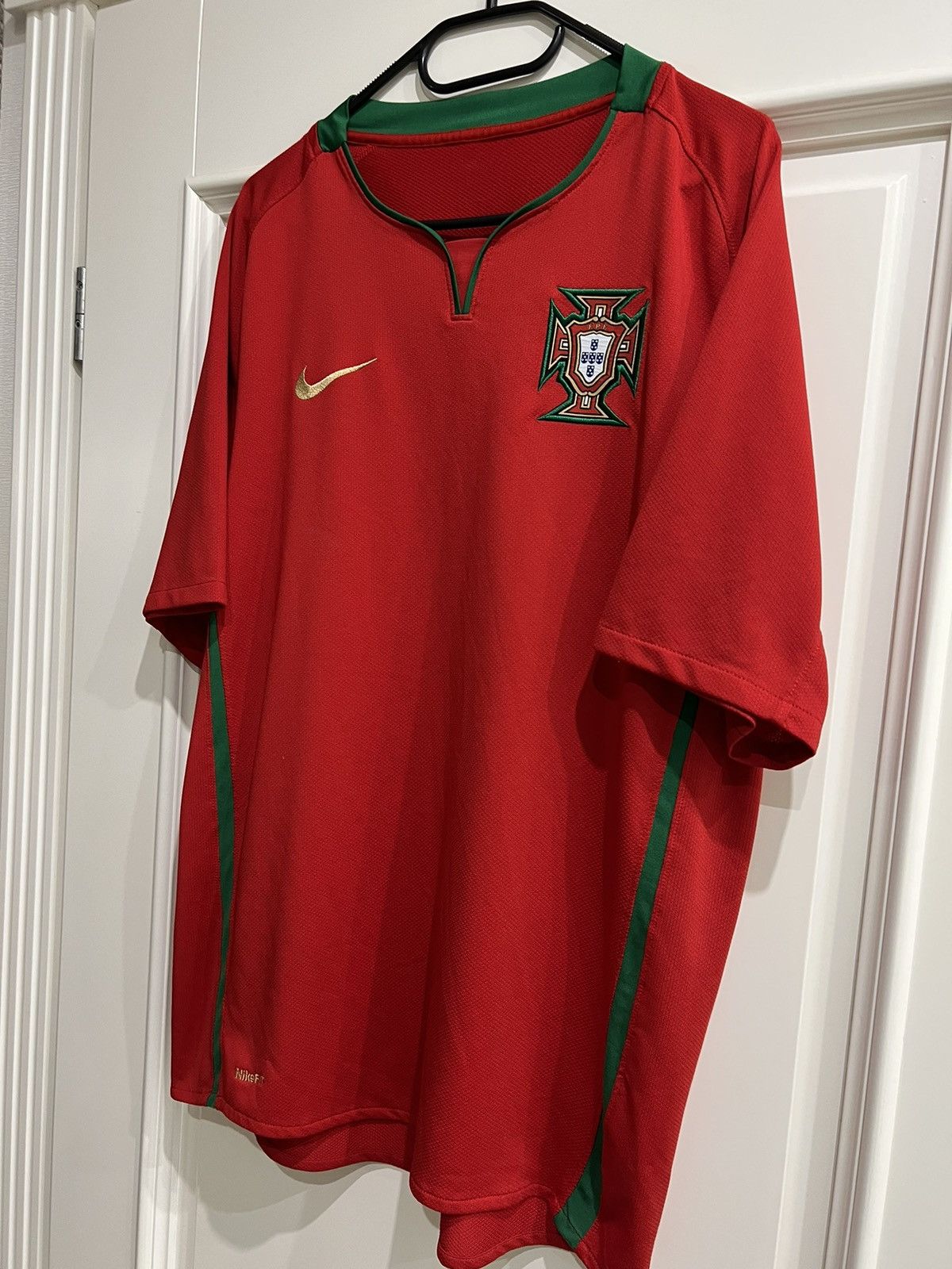 Nike Portugal Nike jersey soccer fifa wolf cup 2008 Size US L / EU 52-54 / 3 - 2 Thumbnail