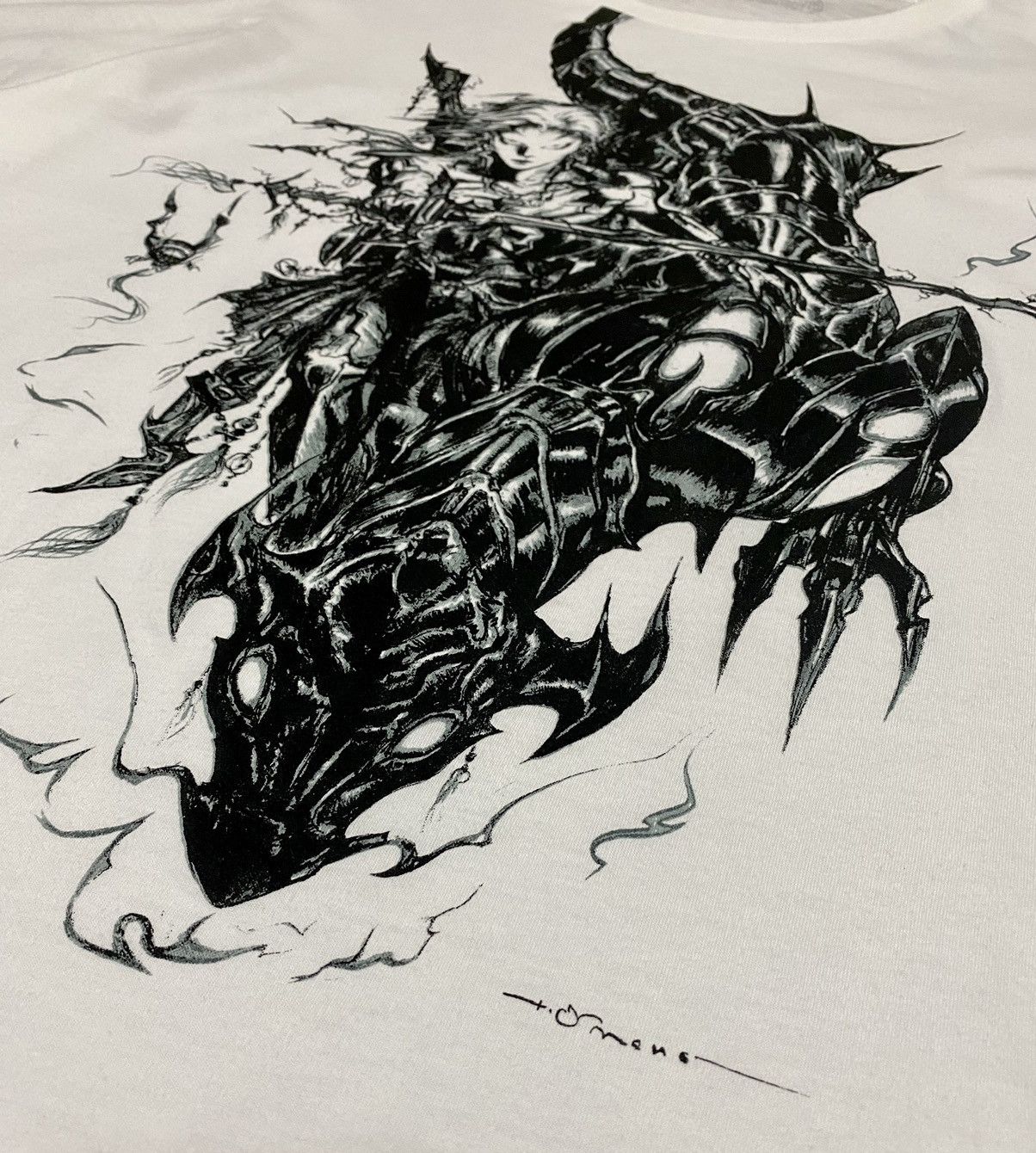 Anime Vintage Yoshitaka Amano Final Fantasy Creative Award tee Size US L / EU 52-54 / 3 - 3 Thumbnail