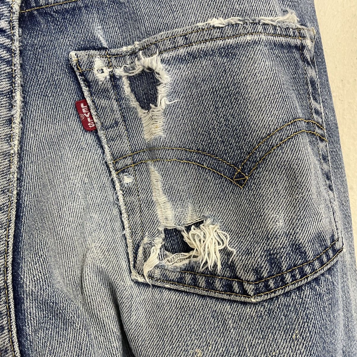 Levi's Vintage 90s Levis Big E Ripped Selvedge Jeans 26x33.5 Size US 26 / EU 42 - 12 Thumbnail