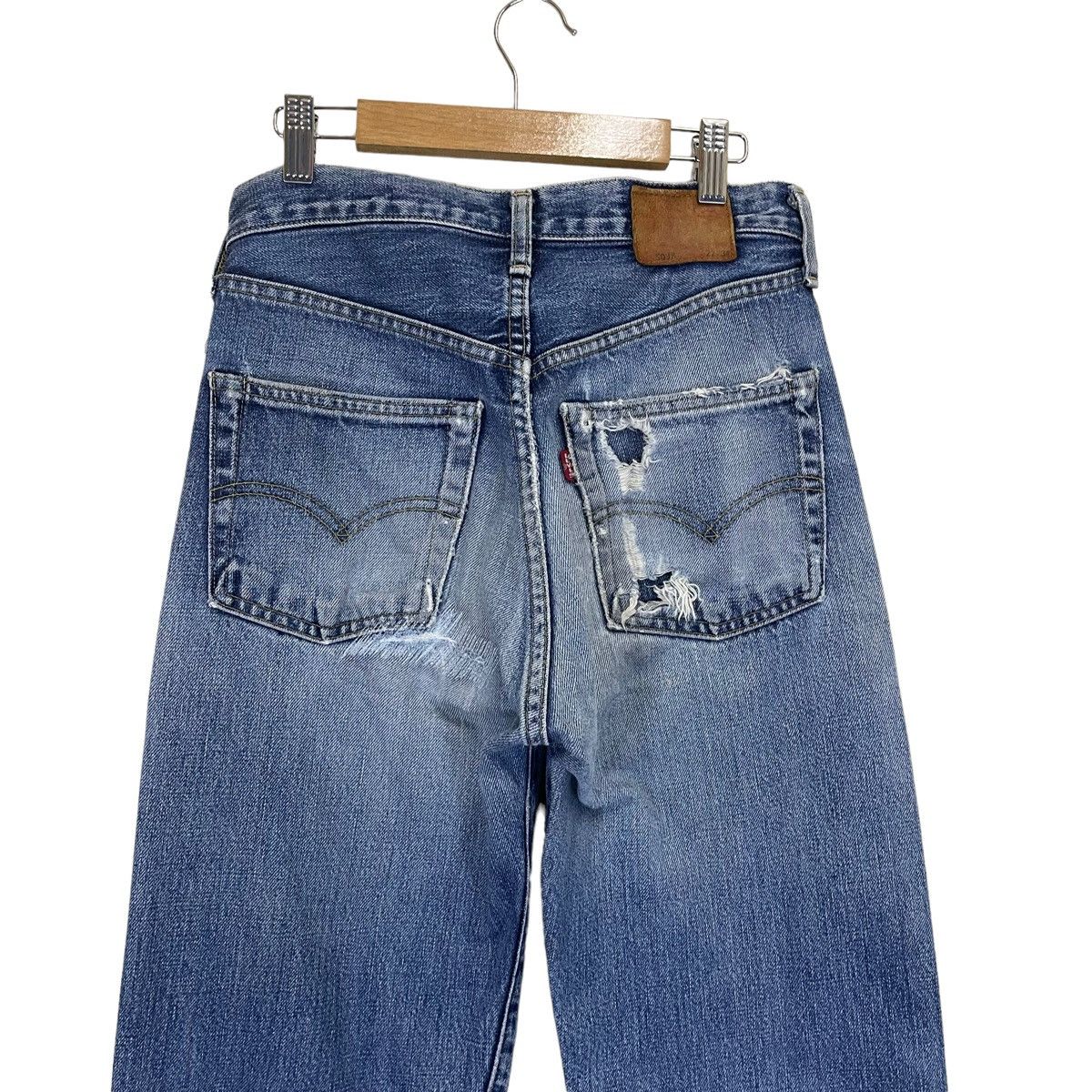 Levi's Vintage 90s Levis Big E Ripped Selvedge Jeans 26x33.5 Size US 26 / EU 42 - 10 Thumbnail