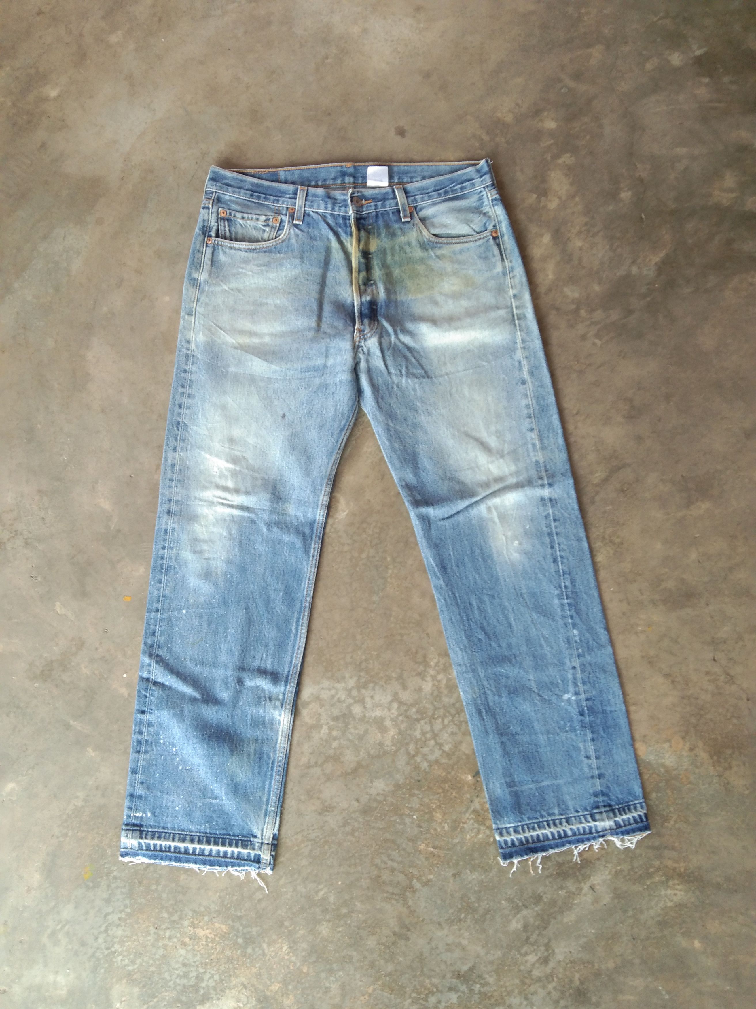 Levi's × Vintage Vintage Levis 501 xx Released Hem Distressed Jeans 34x30 Size US 34 / EU 50 - 1 Thumbnail