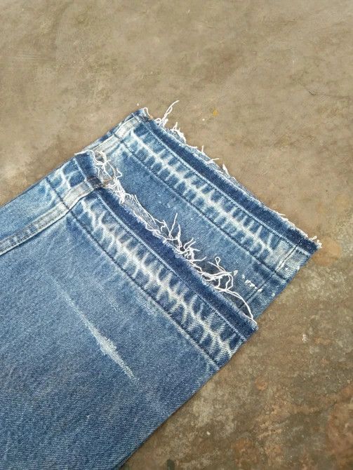 Levi's × Vintage Vintage Levis 501 xx Released Hem Distressed Jeans 34x30 Size US 34 / EU 50 - 3 Thumbnail