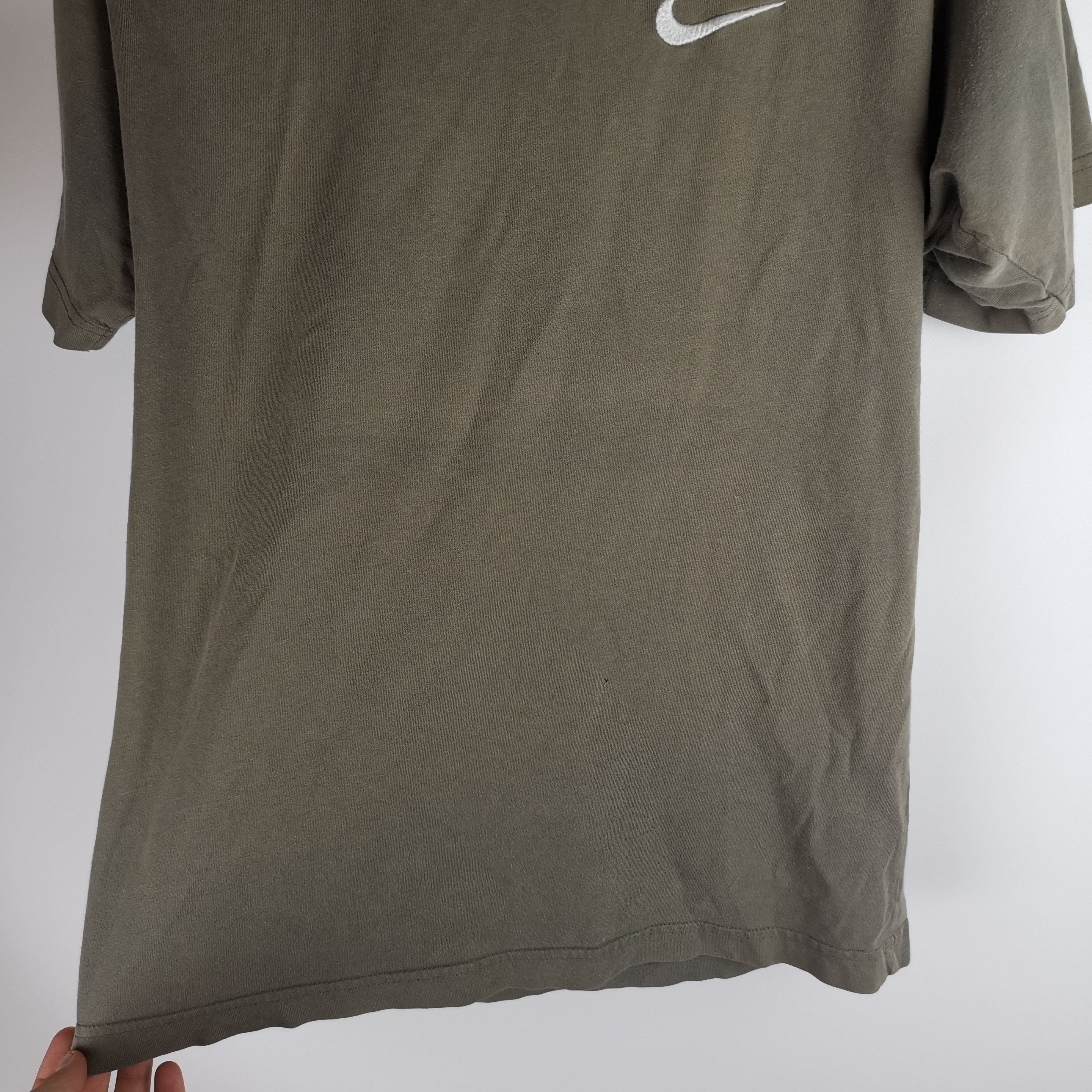 Nike × Vintage Nike Vintage 90s khaki basic blank tee shirt Size US S / EU 44-46 / 1 - 8 Thumbnail