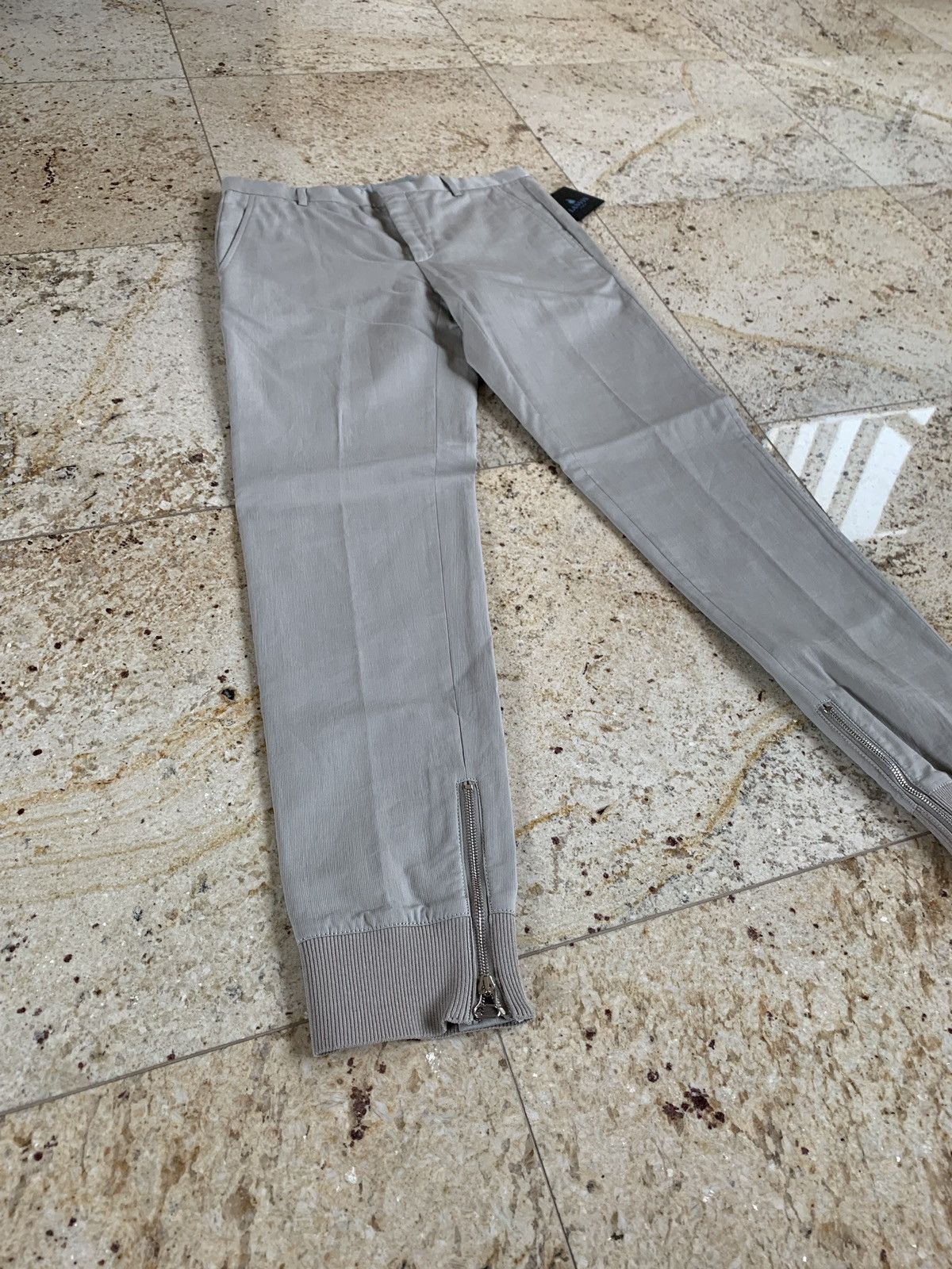 Lanvin Zipped Jogging Pants in Weaved Cotton in Mastic Size US 30 / EU 46 - 4 Thumbnail
