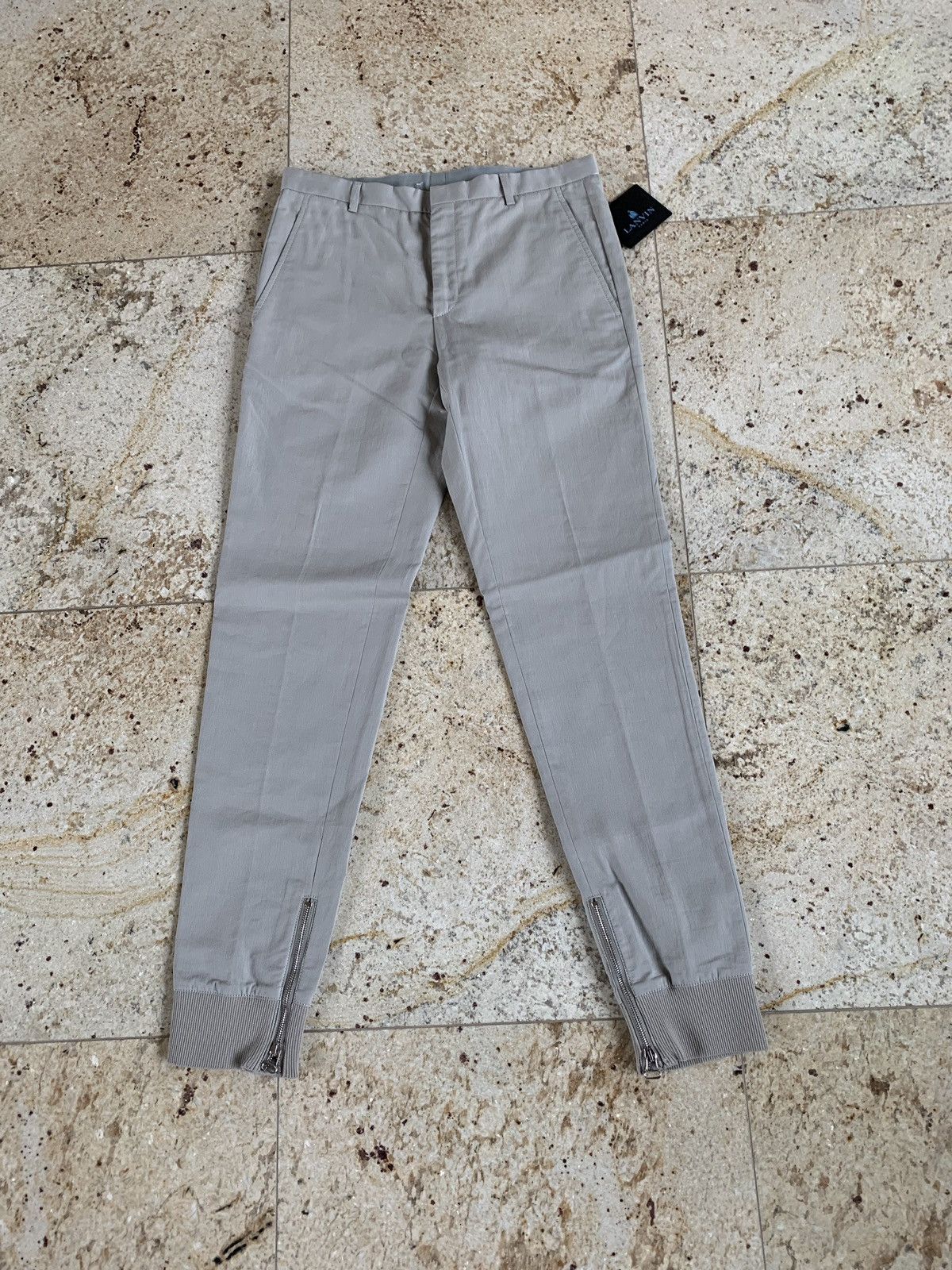 Lanvin Zipped Jogging Pants in Weaved Cotton in Mastic Size US 30 / EU 46 - 2 Thumbnail