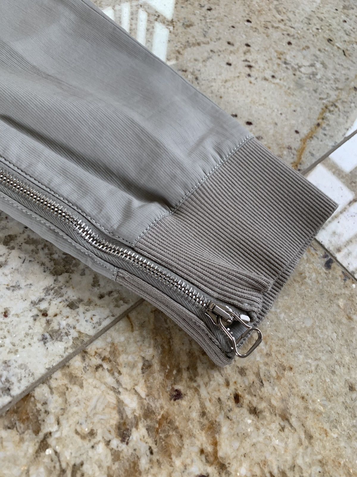 Lanvin Zipped Jogging Pants in Weaved Cotton in Mastic Size US 30 / EU 46 - 8 Thumbnail