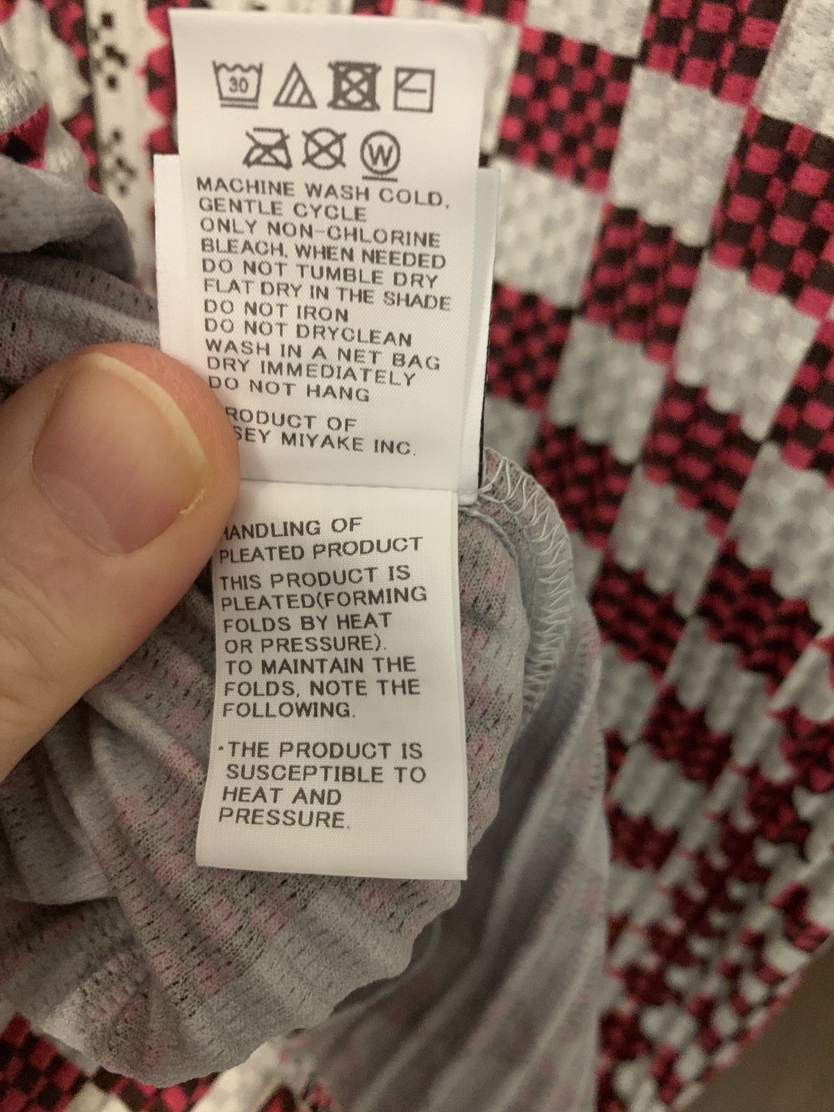 Issey Miyake Plisse V neck Size US L / EU 52-54 / 3 - 8 Thumbnail