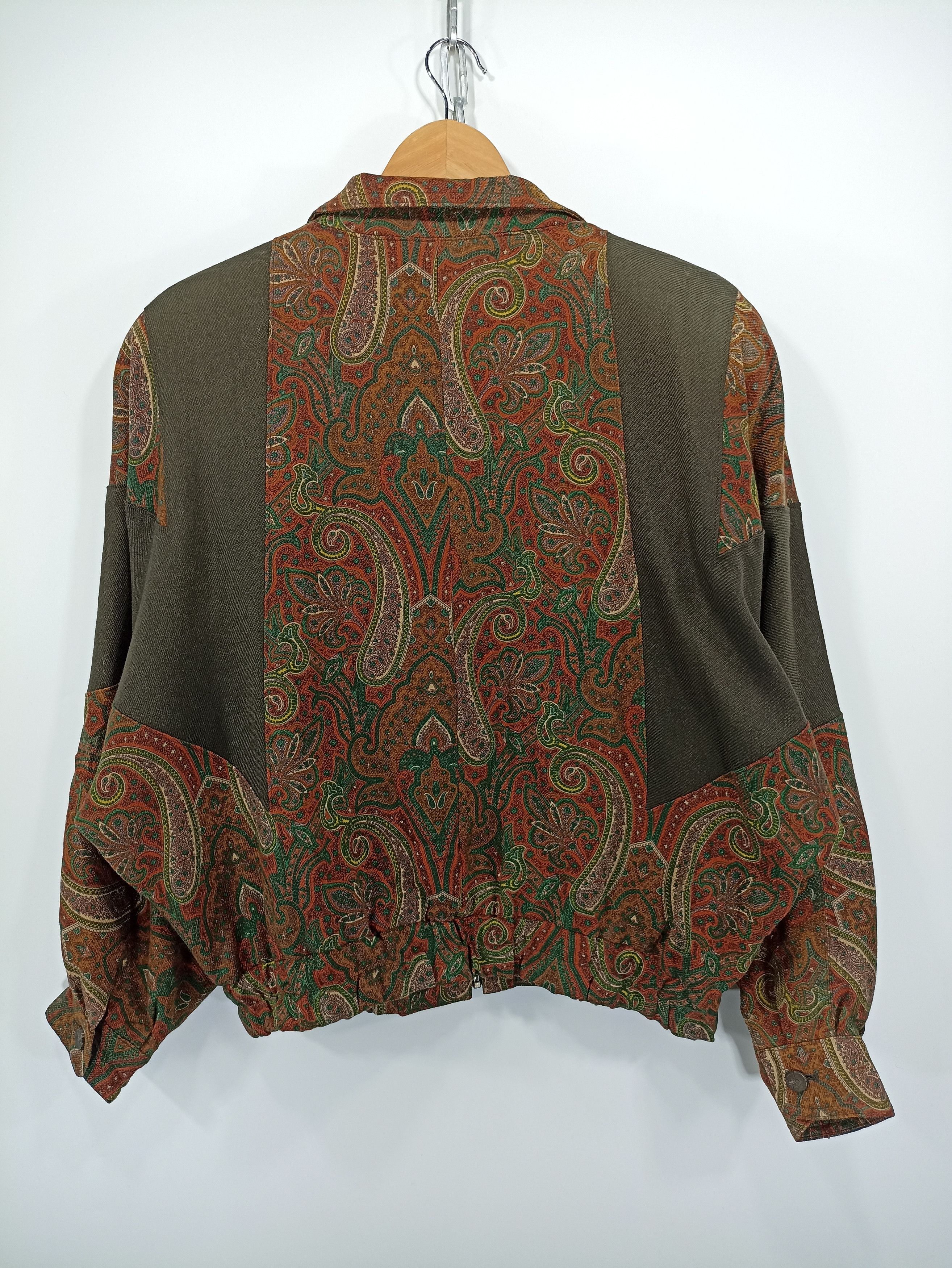 Japanese Brand × Vintage Vintage japan brand paisley bomber Jacket Size US L / EU 52-54 / 3 - 8 Thumbnail
