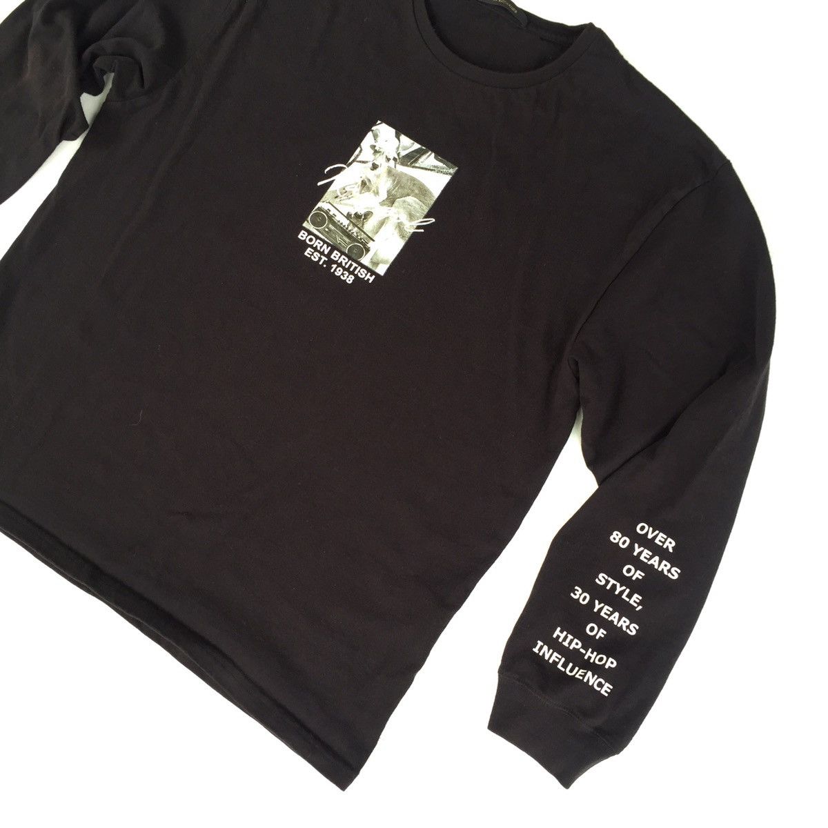 Kangol × Rap Tees Kangol Over 80 Years of Style, 30 Years of HipHop Influences Size US L / EU 52-54 / 3 - 2 Thumbnail