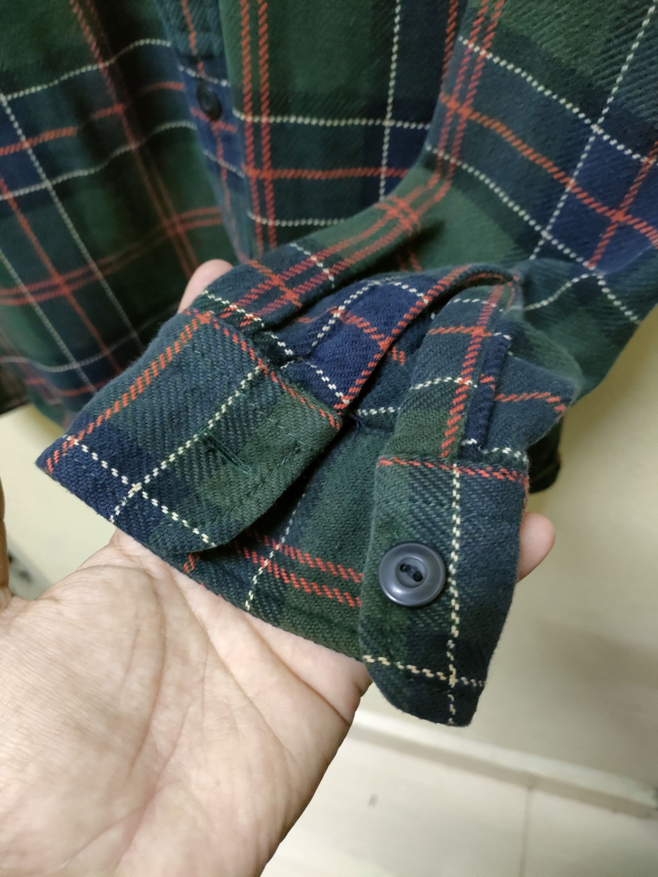 Flannel × Uniqlo × Vintage 🔥Steal🔥Flannel Double Pocket Size US M / EU 48-50 / 2 - 3 Thumbnail