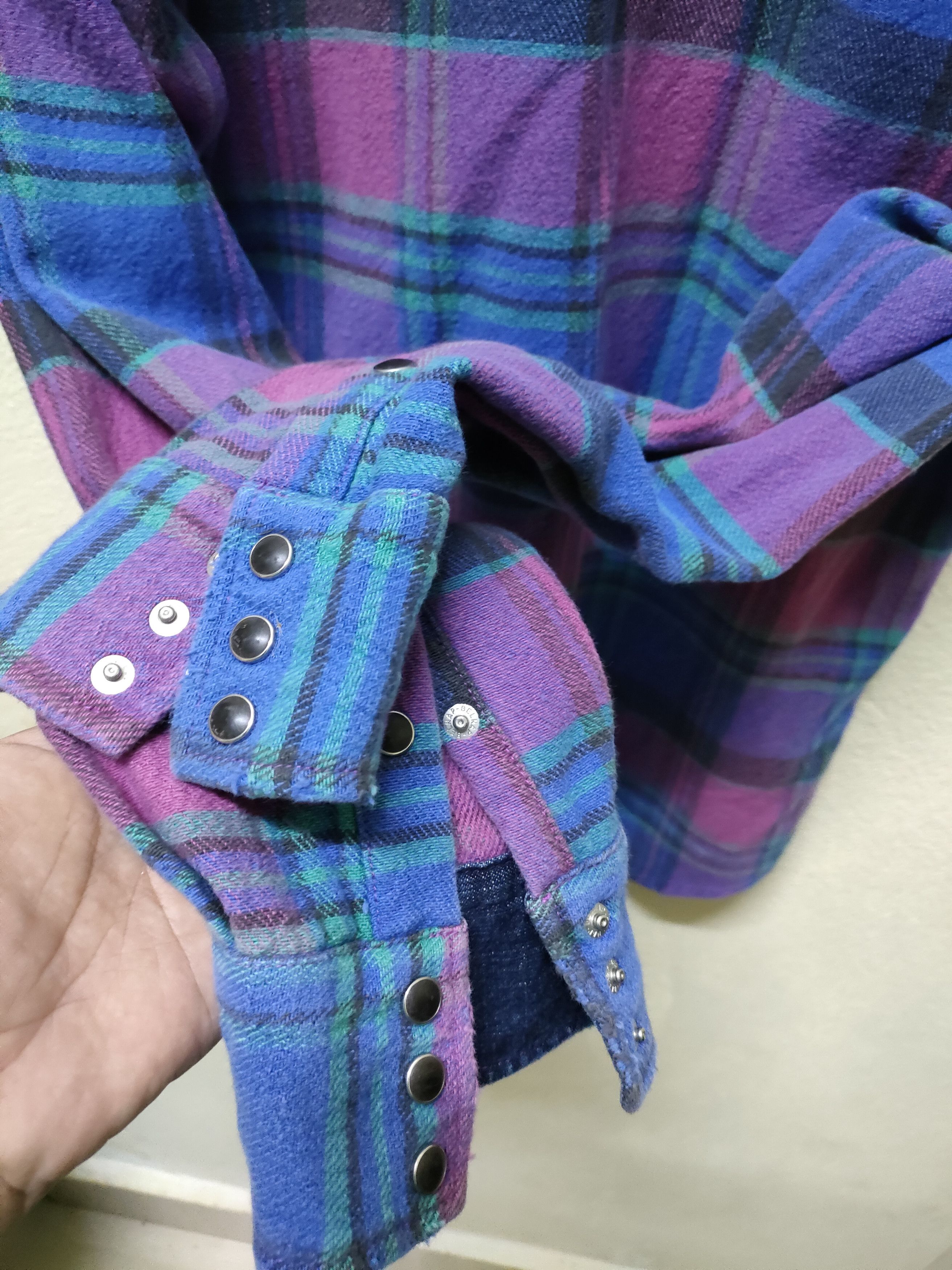 Flannel × Japanese Brand × Takeo Kikuchi Takeo Kikuchi Distressed Snap Button Size US M / EU 48-50 / 2 - 3 Thumbnail