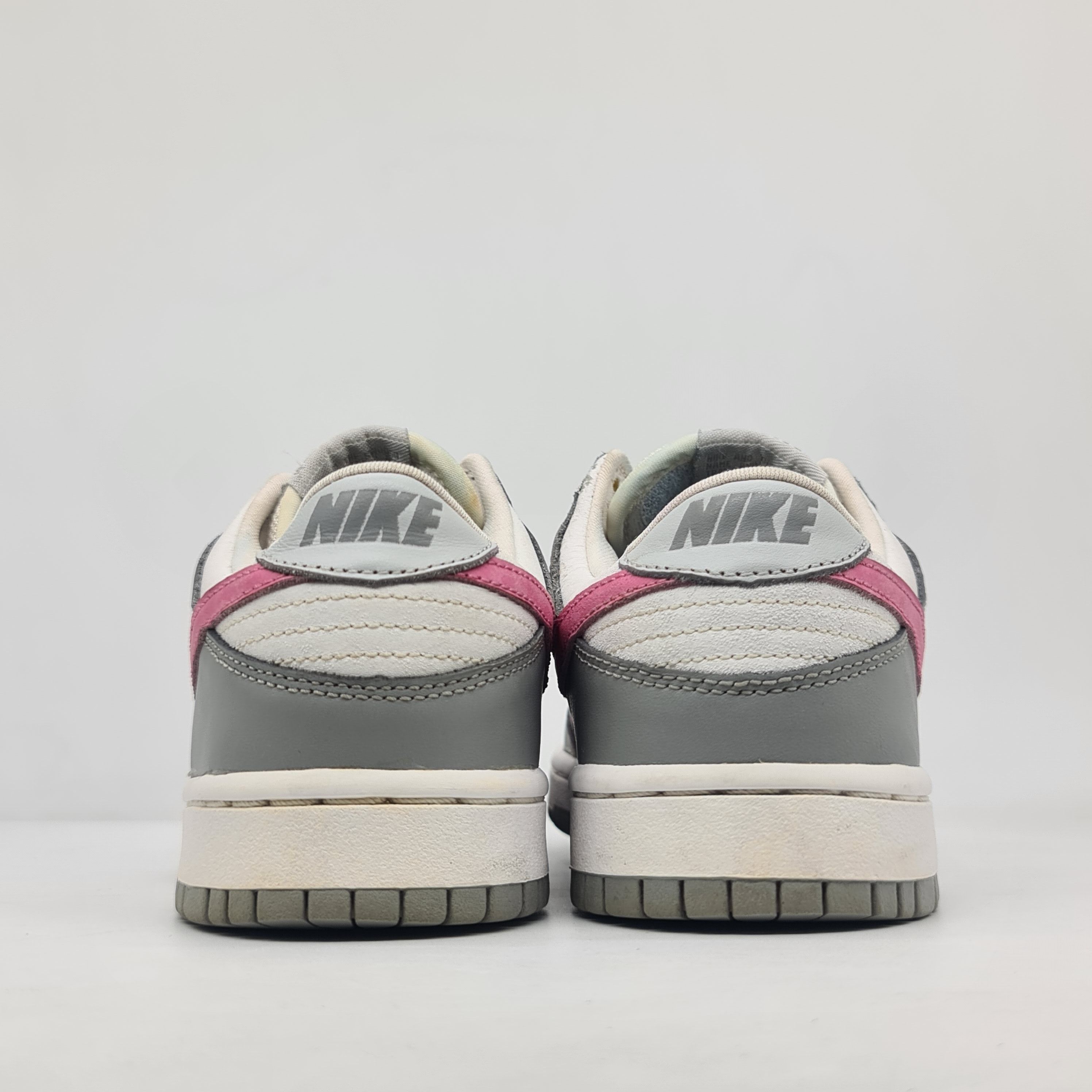 Nike Nike - 2004 W's Dunk Low Pro Pink Neutral Gray Size US 6 / EU 39 - 7 Thumbnail