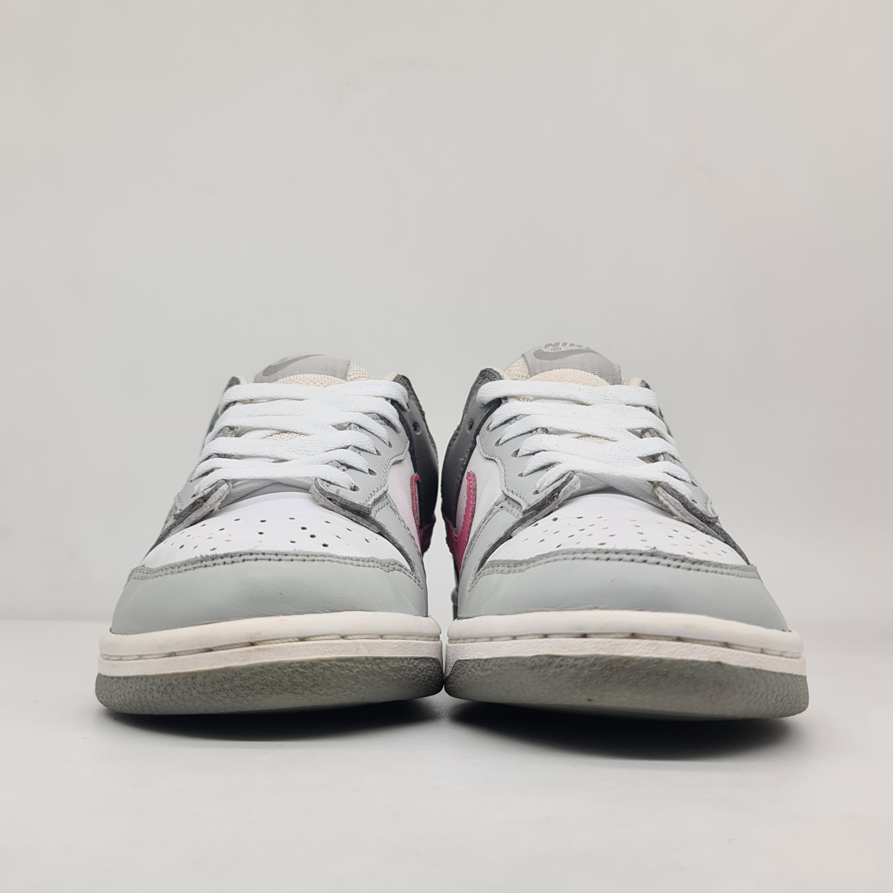 Nike Nike - 2004 W's Dunk Low Pro Pink Neutral Gray Size US 6 / EU 39 - 2 Thumbnail