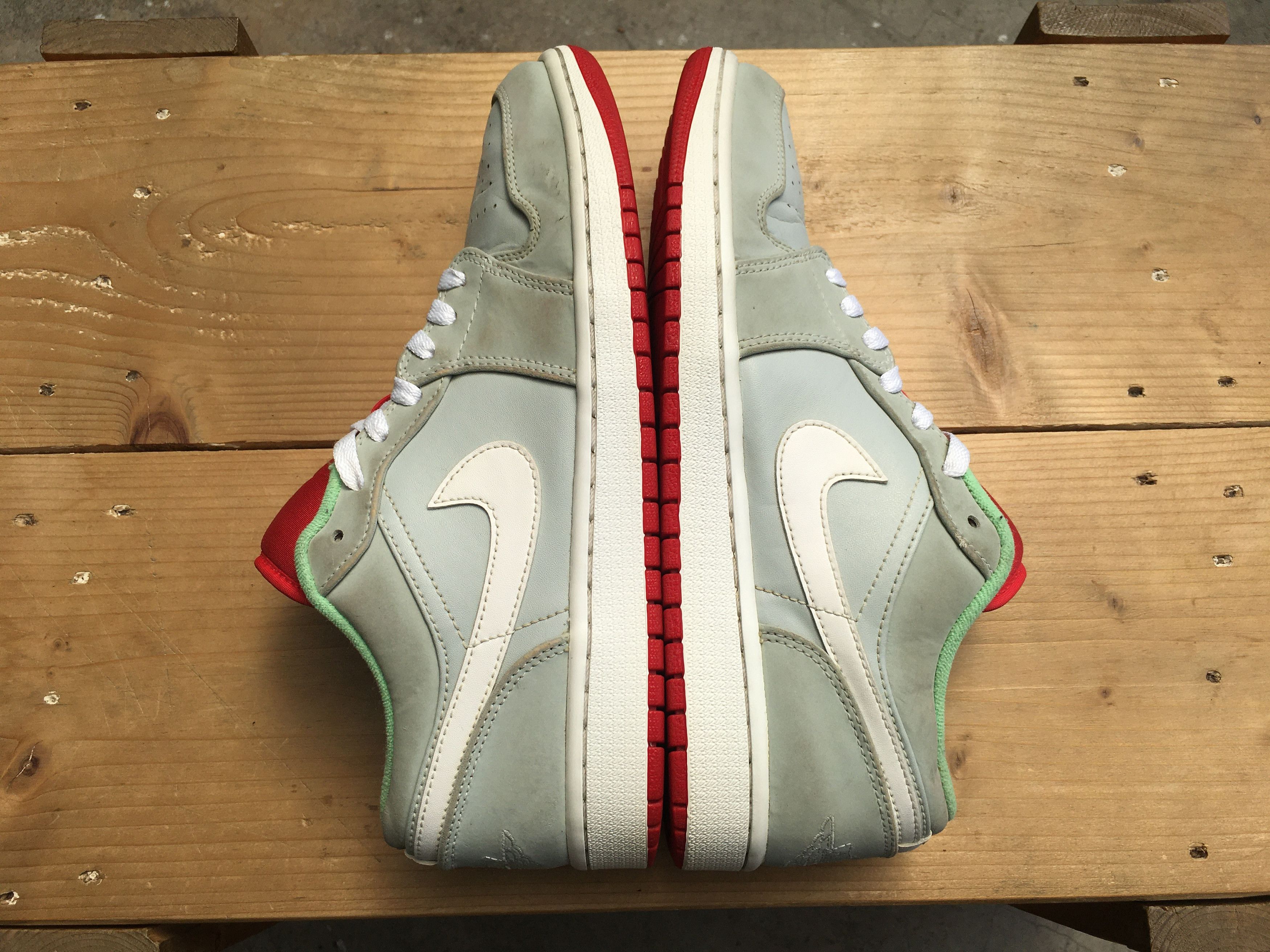 Jordan Brand × Nike 🔥 Nike Air Jordan 1 Retro Low Hare Jordan 2015 Size US 10 / EU 43 - 19 Thumbnail
