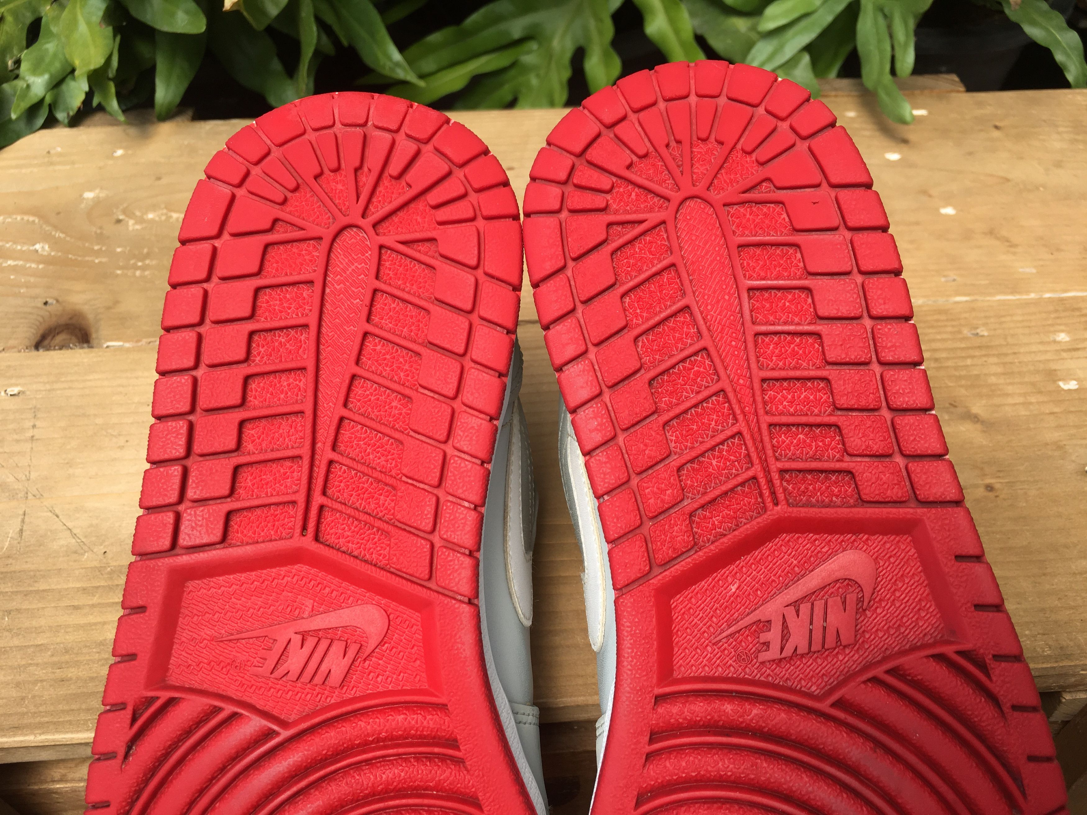 Jordan Brand × Nike 🔥 Nike Air Jordan 1 Retro Low Hare Jordan 2015 Size US 10 / EU 43 - 15 Thumbnail