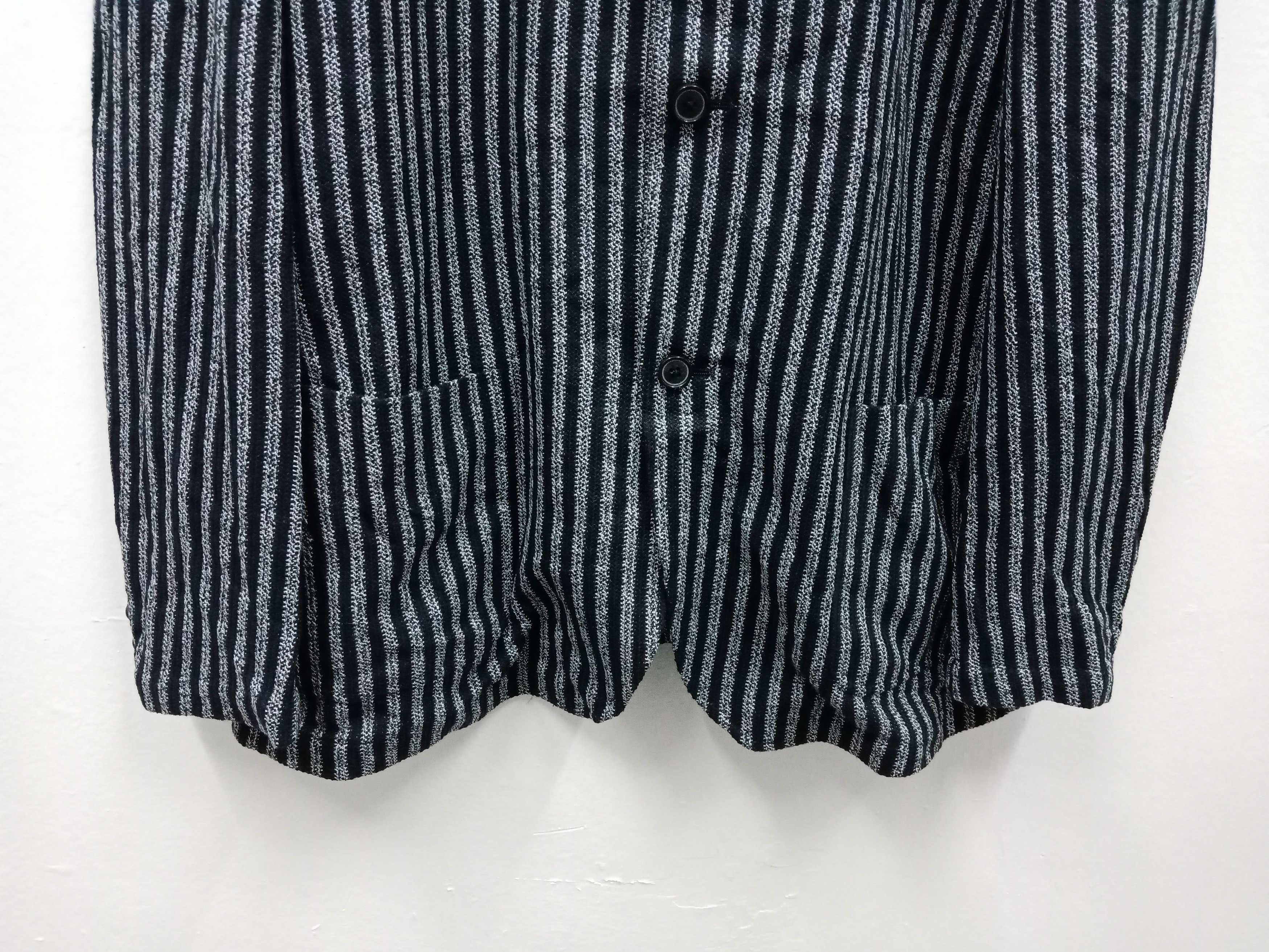 Japanese Brand Grand Back Geometric Art Shape Size US L / EU 52-54 / 3 - 7 Thumbnail