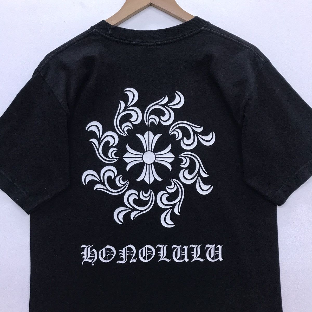 Chrome Hearts *Rare!! Chrome Hearts Honolulu Pocket tee Size US M / EU 48-50 / 2 - 3 Thumbnail