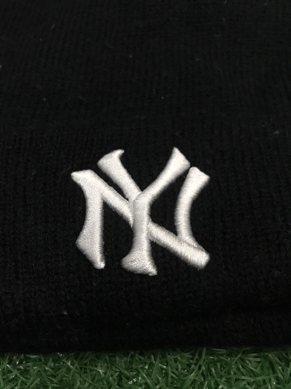 New York Yankees NY Logo black beanie Size ONE SIZE - 3 Thumbnail