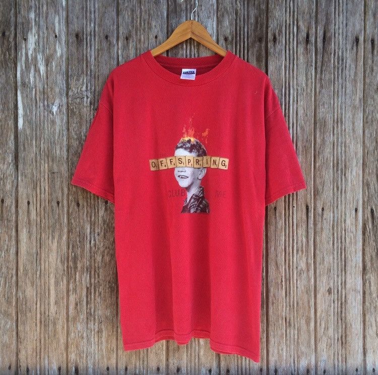 Band Tees Vintage 90's THE OFFSPRING "Club Me" Punk Rock T-shirt Size US XL / EU 56 / 4 - 1 Thumbnail