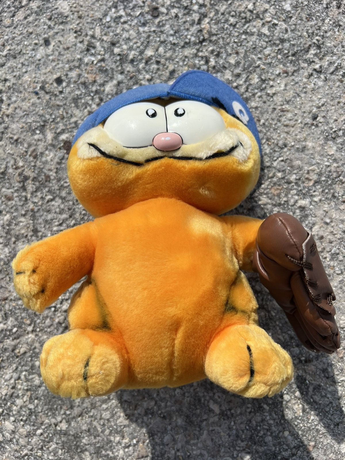 Vintage 1981 baseball Garfield plush | Grailed