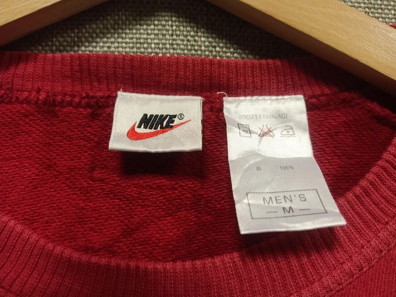 Nike vintage 90s sweatshirt nike air logo embroidered Size US M / EU 48-50 / 2 - 5 Thumbnail