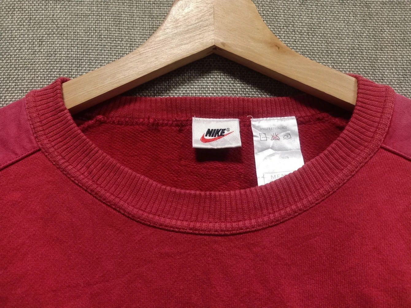 Nike vintage 90s sweatshirt nike air logo embroidered Size US M / EU 48-50 / 2 - 4 Thumbnail