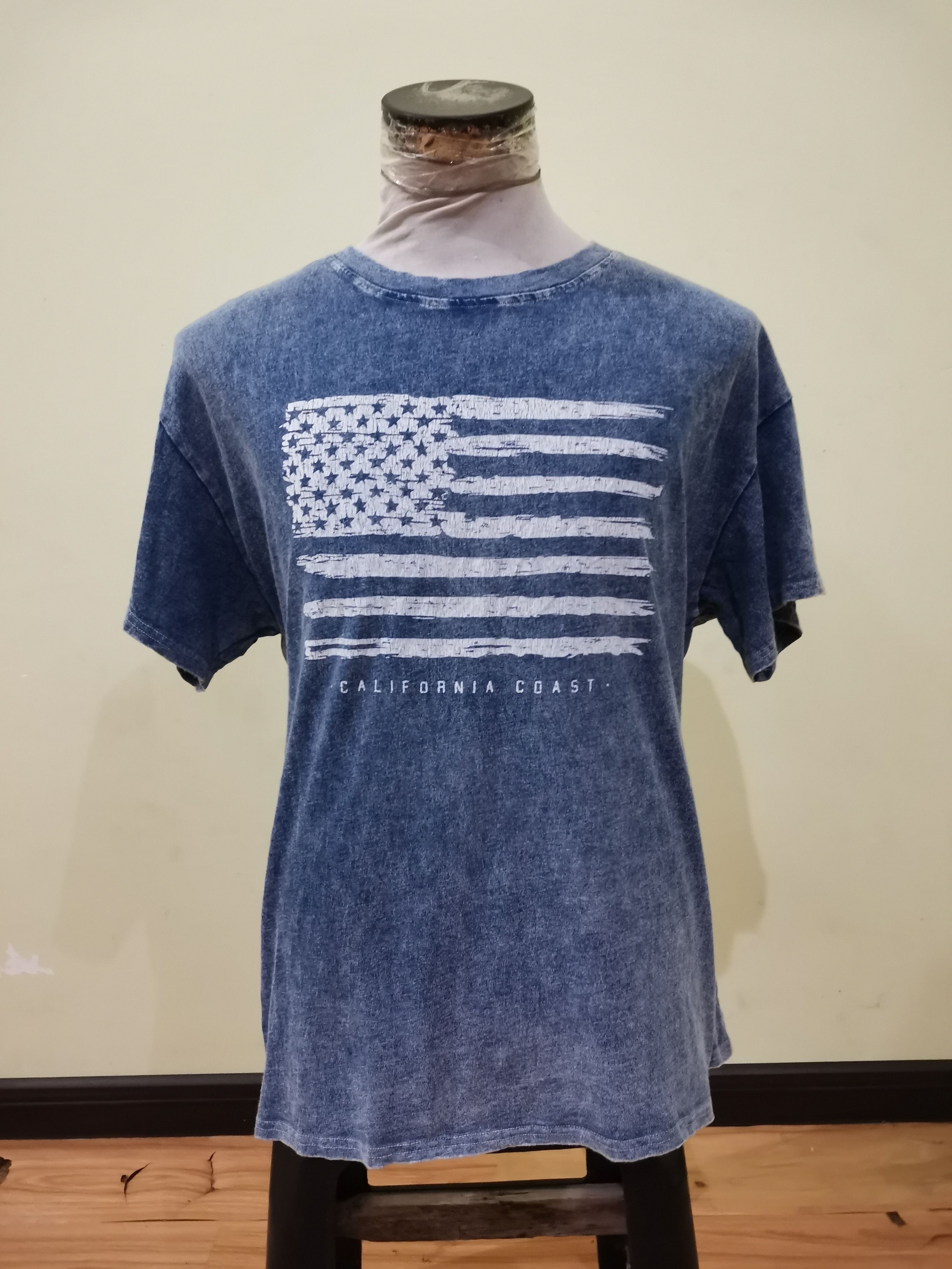 image of Made In USA Distresse Shirt Style Usa Flag By Sureve - XL Size in Blue Distressed, Men's