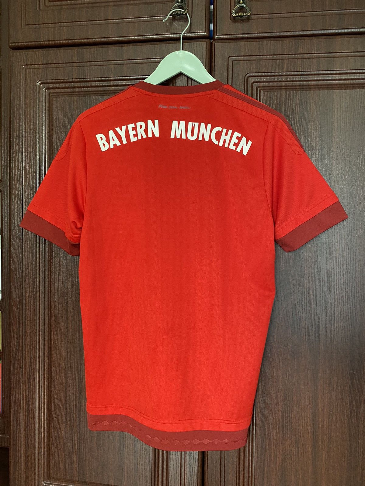 Adidas Bayern Munich Adidas 2015-2016 Soccer Jersey PSG Manchester Size US S / EU 44-46 / 1 - 9 Thumbnail