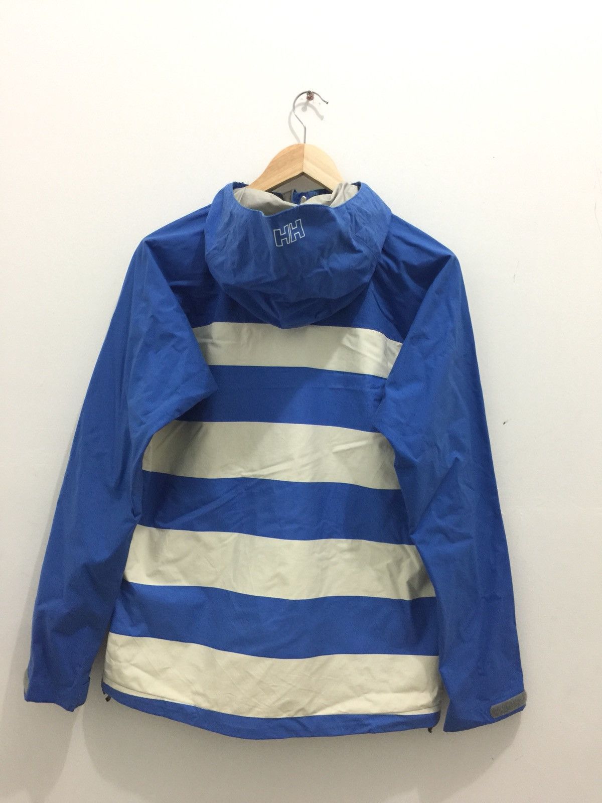 Helly Hansen Helly Hansen Windbreaker Waterproof 20.5”x27” Size US M / EU 48-50 / 2 - 6 Thumbnail