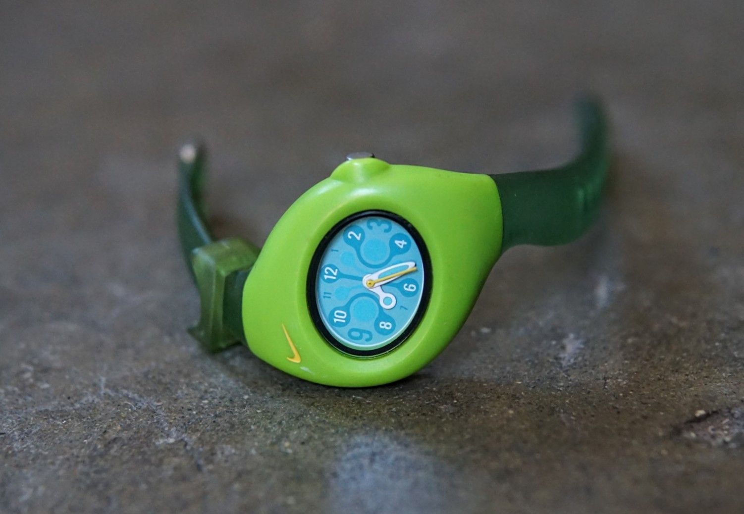 Nike Kids Nike Watch Green Rubber | Grailed