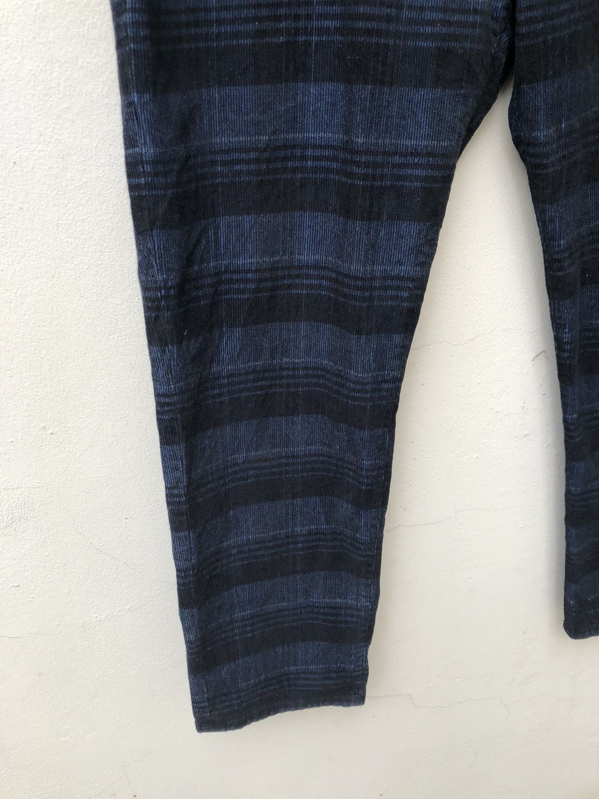 Beams Plus Beams Tartan Checks Corduroy Cropped Pant Size US 34 / EU 50 - 5 Thumbnail