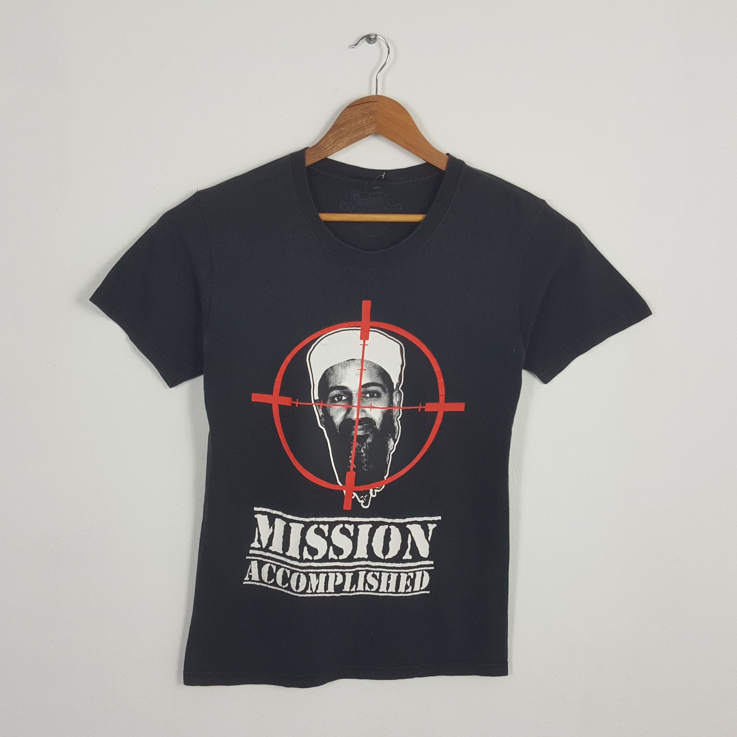 Vintage Vintage OSAMA BIN LADIN MISSION ACCOMPLISHED Streetwear Tees Size US S / EU 44-46 / 1 - 1 Thumbnail