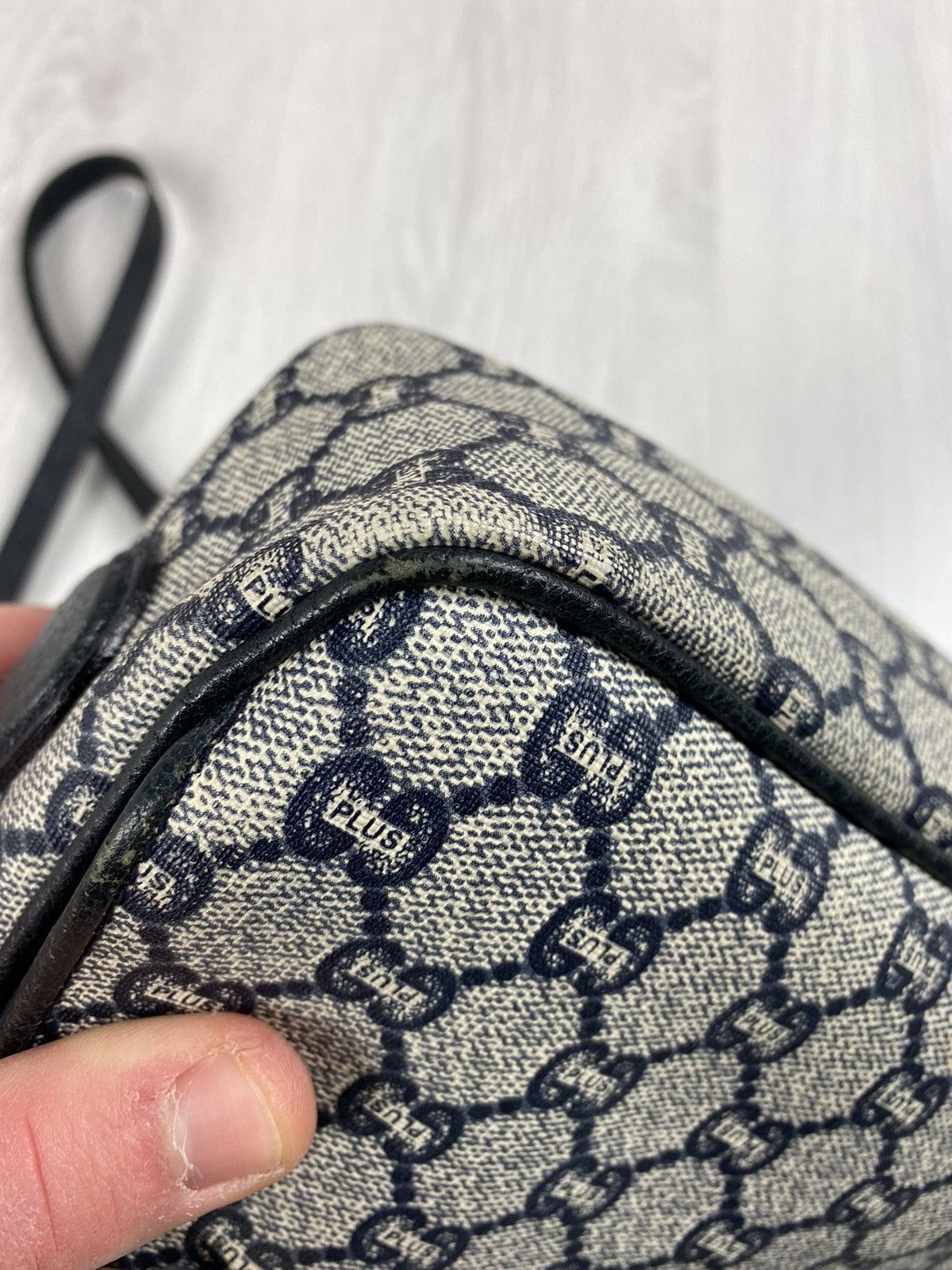 Gucci Vintage Gucci Plus Monogram Cross Body Bag Fendi Dior Chanel Size ONE SIZE - 10 Thumbnail