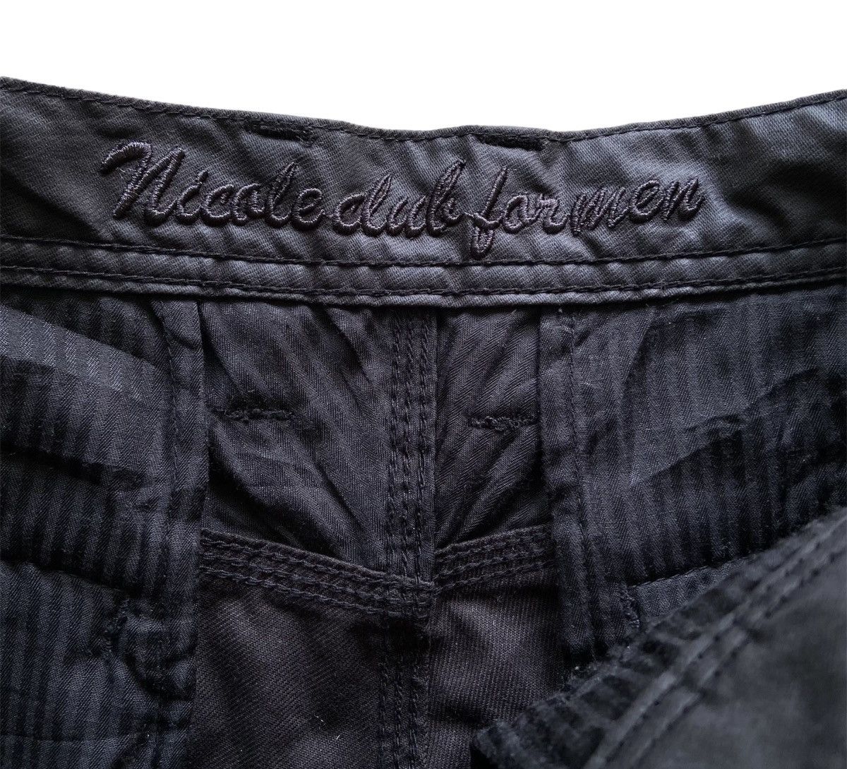 20471120 × Japanese Brand Nicole Club For Men Tactical Multi Pocket Cargo Coated Pants Size US 30 / EU 46 - 13 Thumbnail