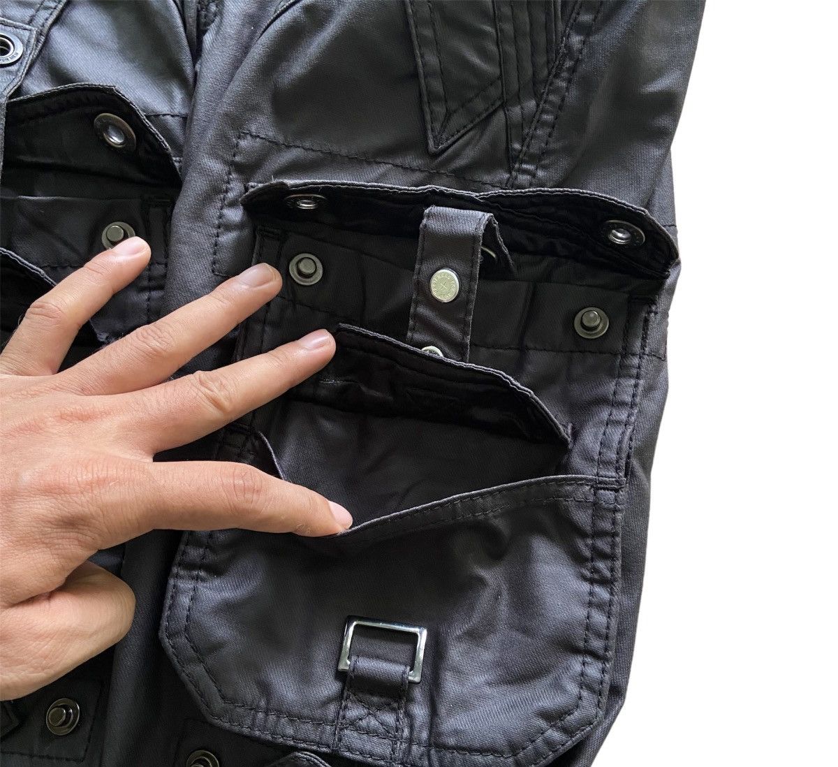 20471120 × Japanese Brand Nicole Club For Men Tactical Multi Pocket Cargo Coated Pants Size US 30 / EU 46 - 8 Thumbnail