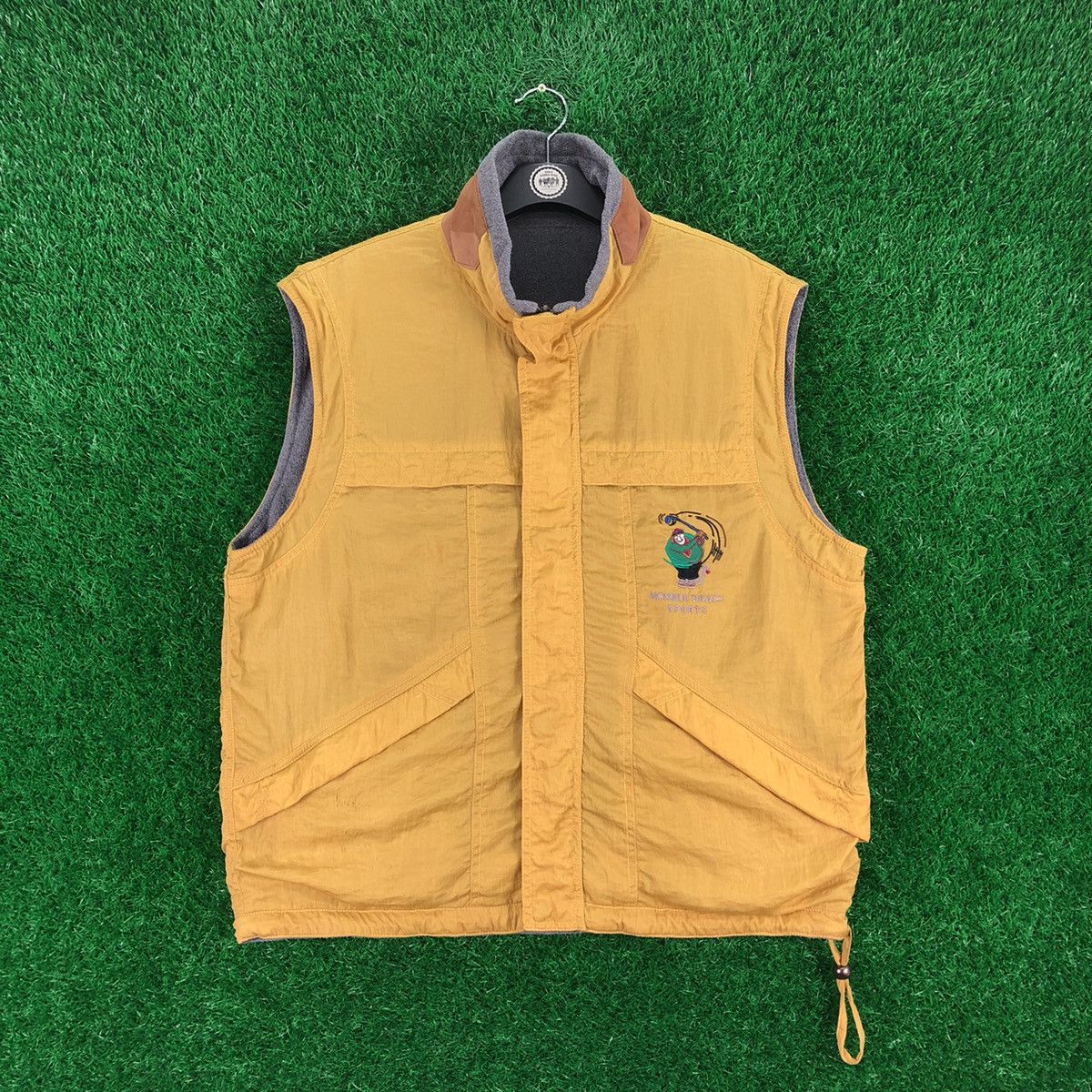 Image of Italian Designers x Tracey Vest Vintage Monsieur Paris Sports Reversible Vest in Yellow/Brown (Size