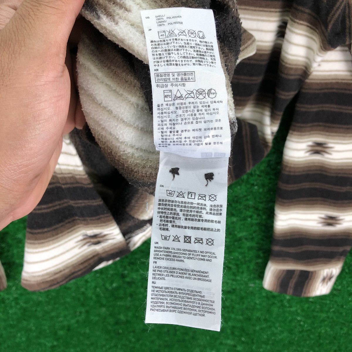 Uniqlo Flannel Navajo Fleece Shirts Double Pocket Button Up