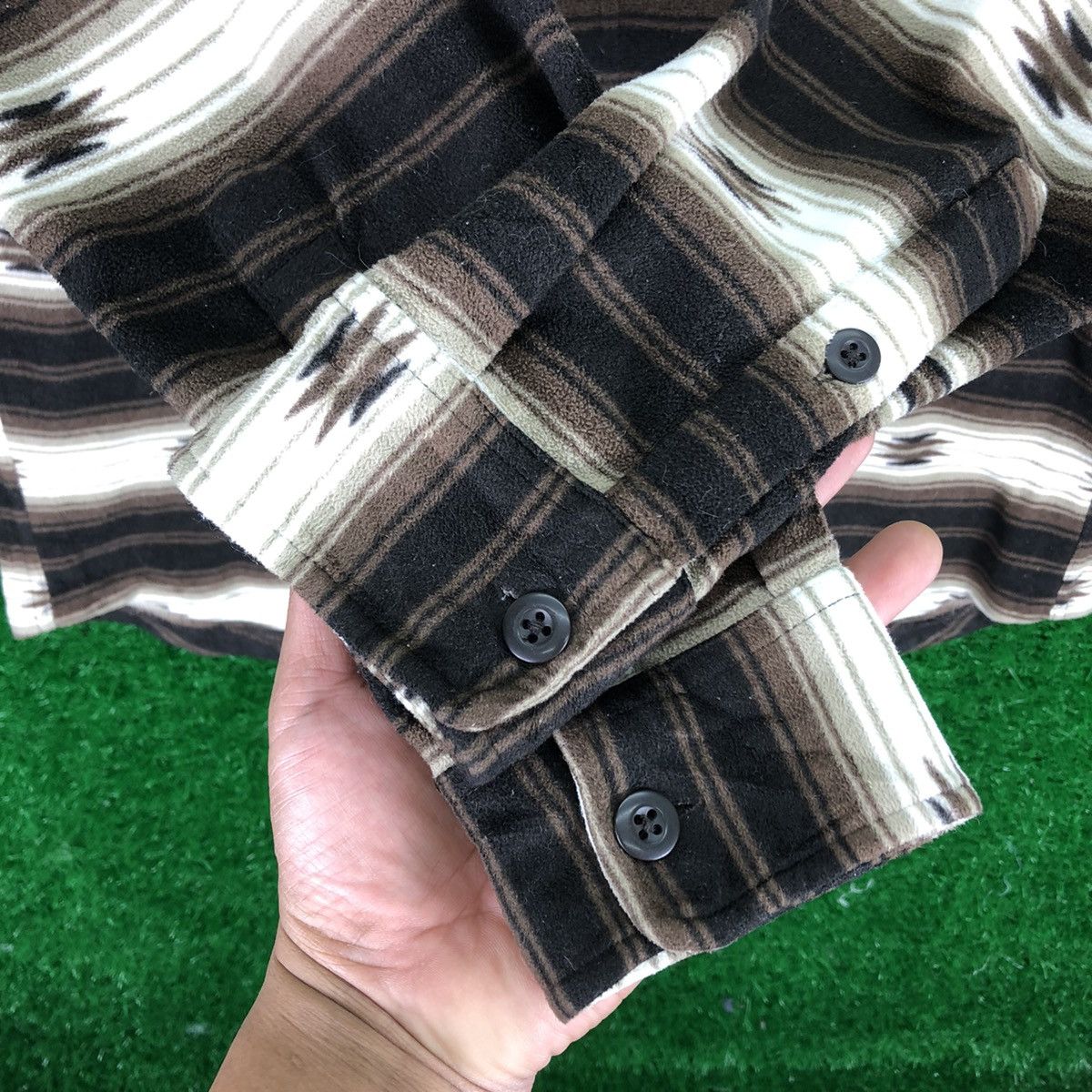 Uniqlo Flannel Navajo Fleece Shirts Double Pocket Button Up