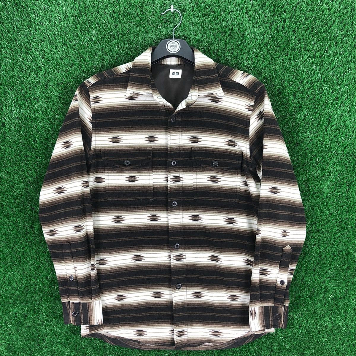 image of Uniqlo Flannel Navajo Fleece Shirts Double Pocket Button Up in Brown, Men's (Size Medium)