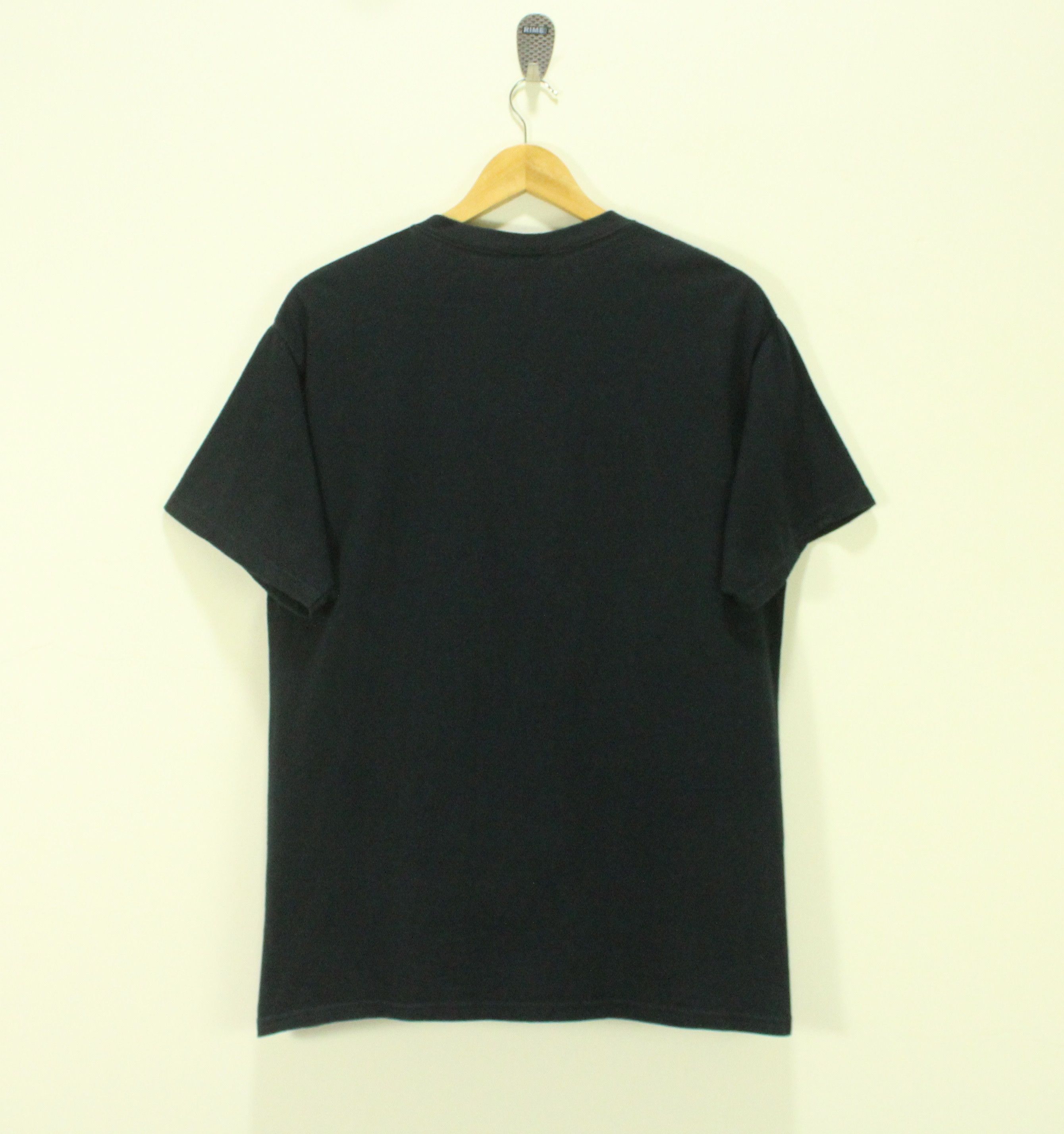 Band Tees Vintage 00s UR UNDERGROUND RESISTANCE T Shirt Electro Techno Size US L / EU 52-54 / 3 - 4 Thumbnail