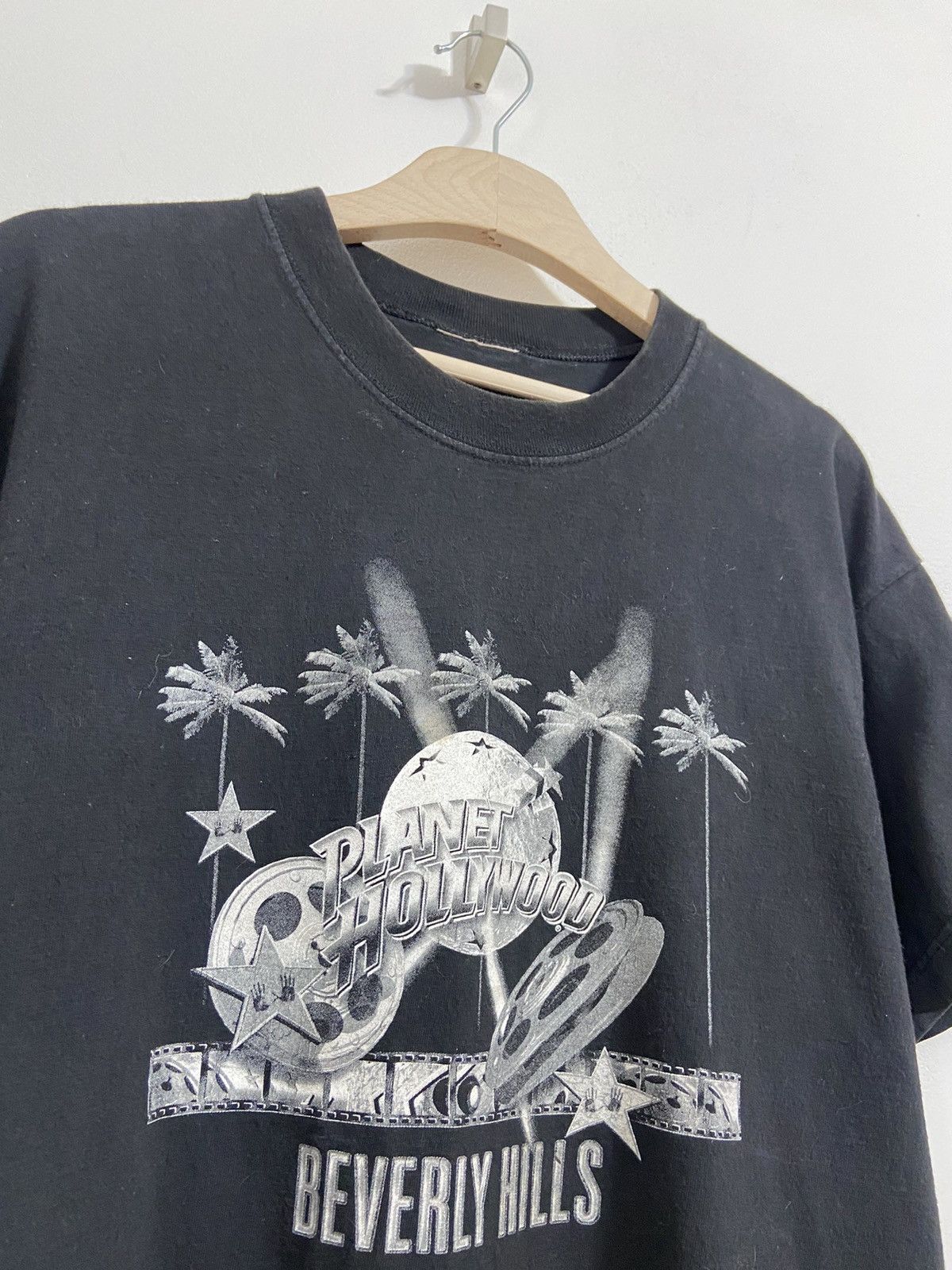 Band Tees × Planet Hollywood × Vintage Vintage Shirt Planet Hollywood Beverly Hills Size US L / EU 52-54 / 3 - 8 Thumbnail