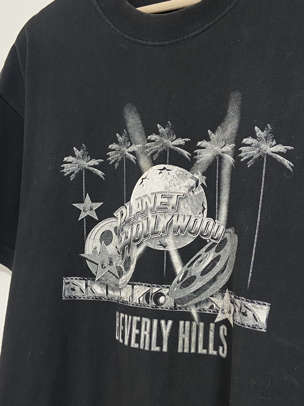 Band Tees × Planet Hollywood × Vintage Vintage Shirt Planet Hollywood Beverly Hills Size US L / EU 52-54 / 3 - 4 Thumbnail