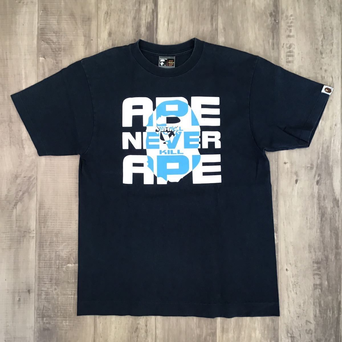 Bape × Kaws BAPE× kaws ASNKA T-shirt Size US M / EU 48-50 / 2 - 1 Thumbnail