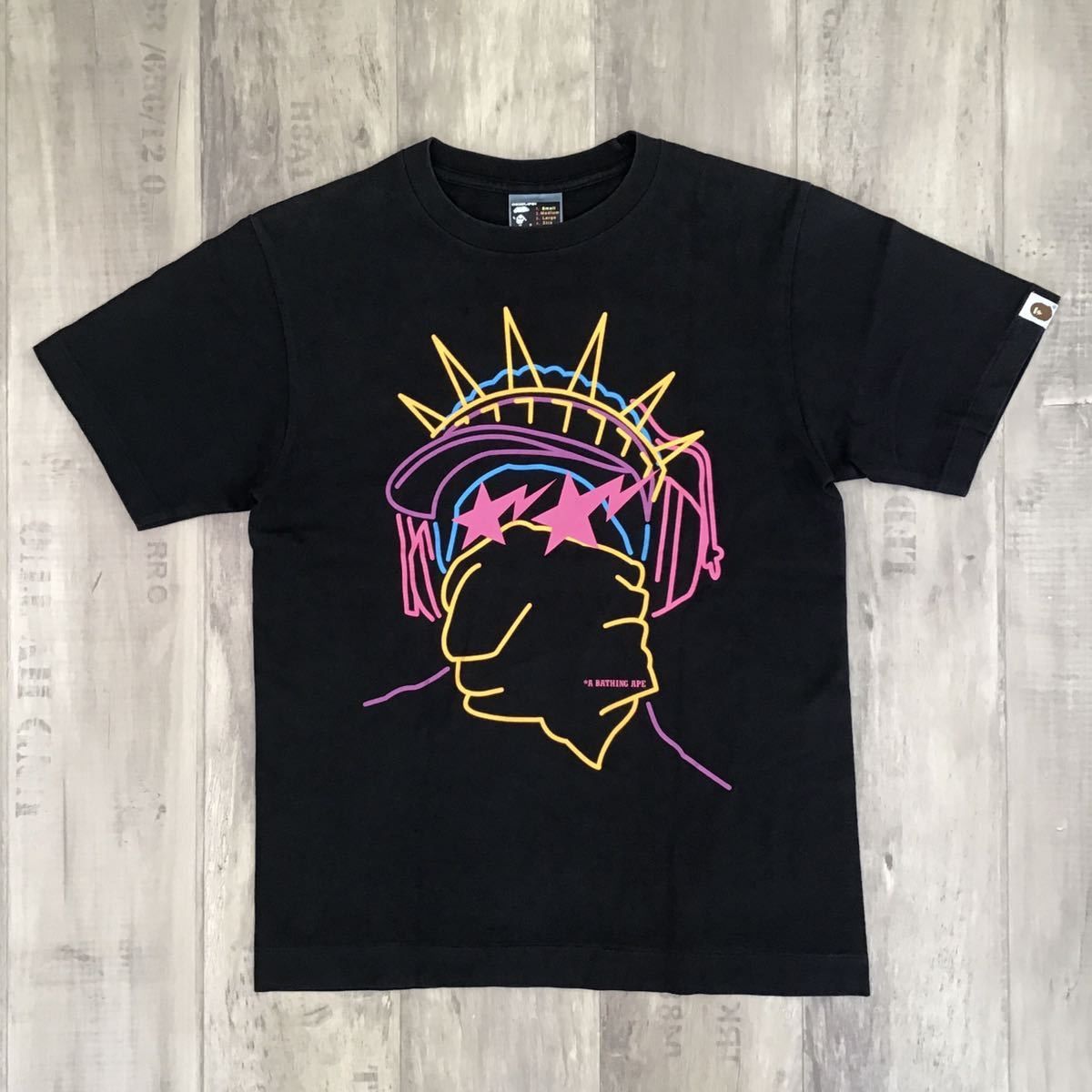 Bape BAPE NYC The statue of Liberty BAPESTA T-shirt Size US S / EU 44-46 / 1 - 1 Thumbnail