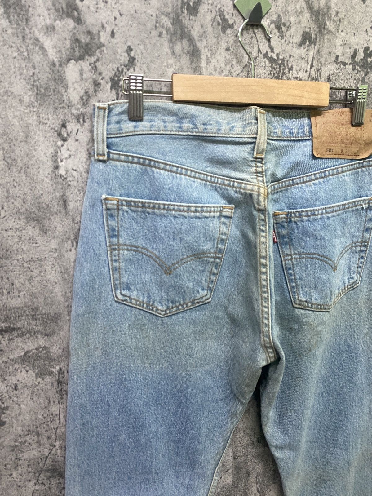 Levi's × Vintage 90s Vintage LEVIS 501 Made In USA Light Wash Jeans 32x28 Size US 32 / EU 48 - 9 Thumbnail
