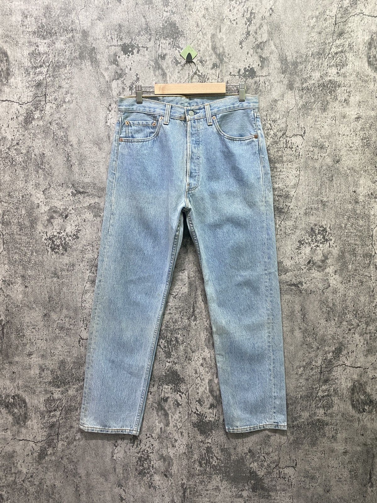 Levi's × Vintage 90s Vintage LEVIS 501 Made In USA Light Wash Jeans 32x28 Size US 32 / EU 48 - 1 Thumbnail