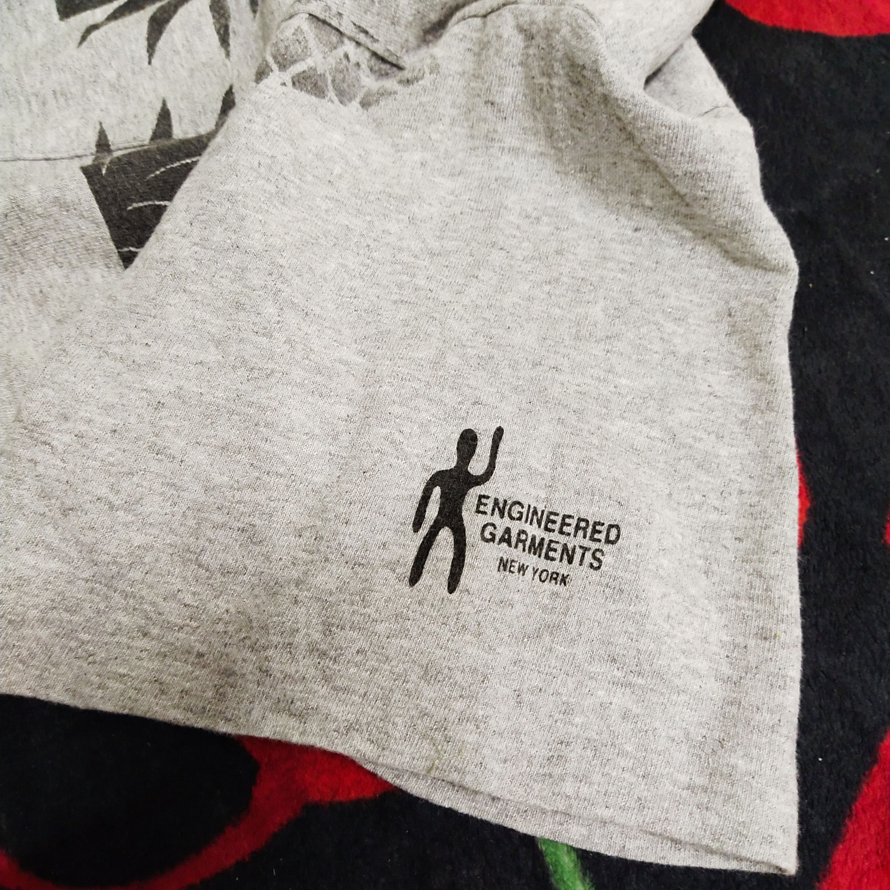 Designer × Engineered Garments Engineered Garments New York Tshirt Size US M / EU 48-50 / 2 - 3 Thumbnail